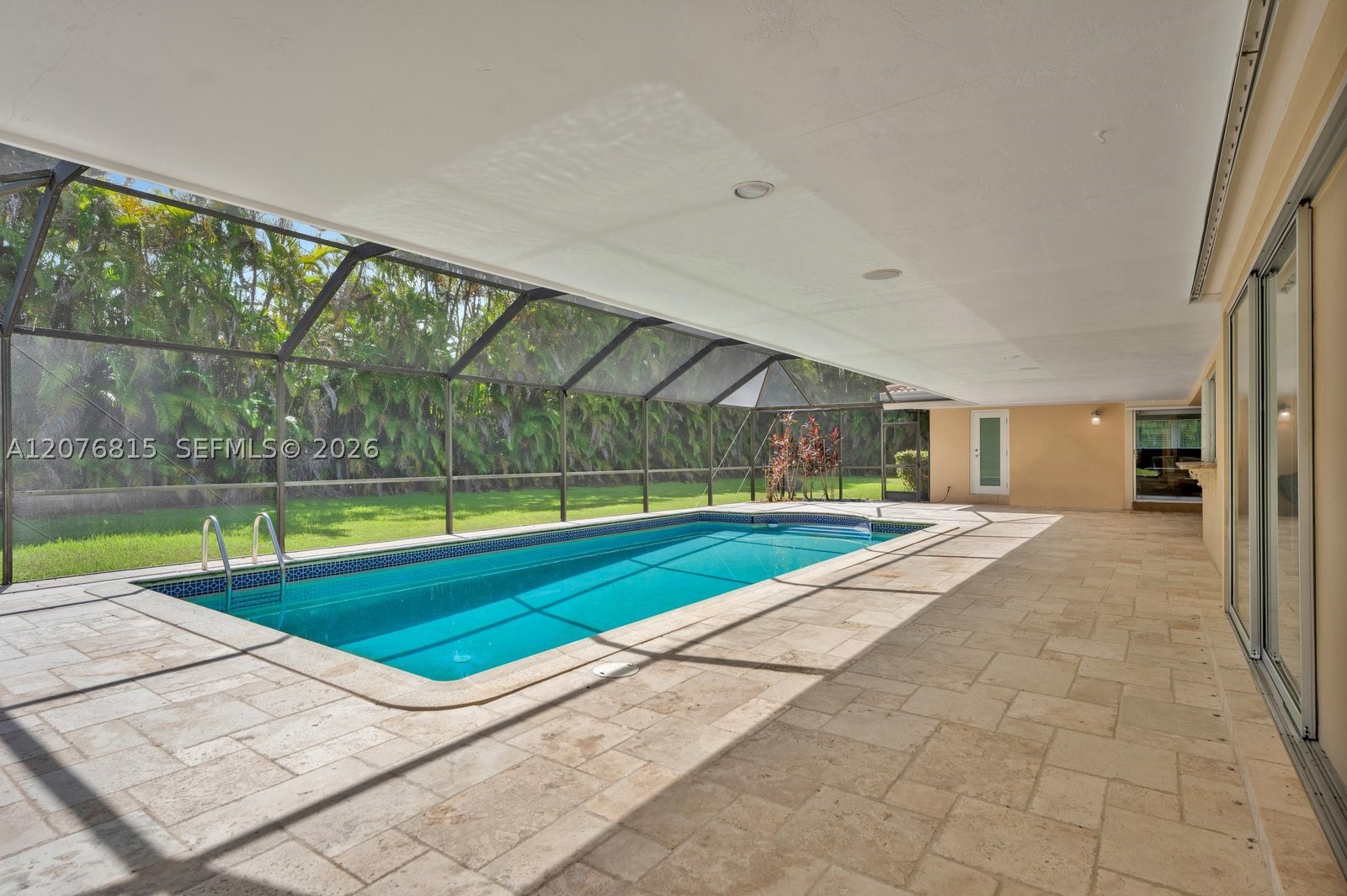 11805 SW 62nd Ave Pinecrest, FL 33156