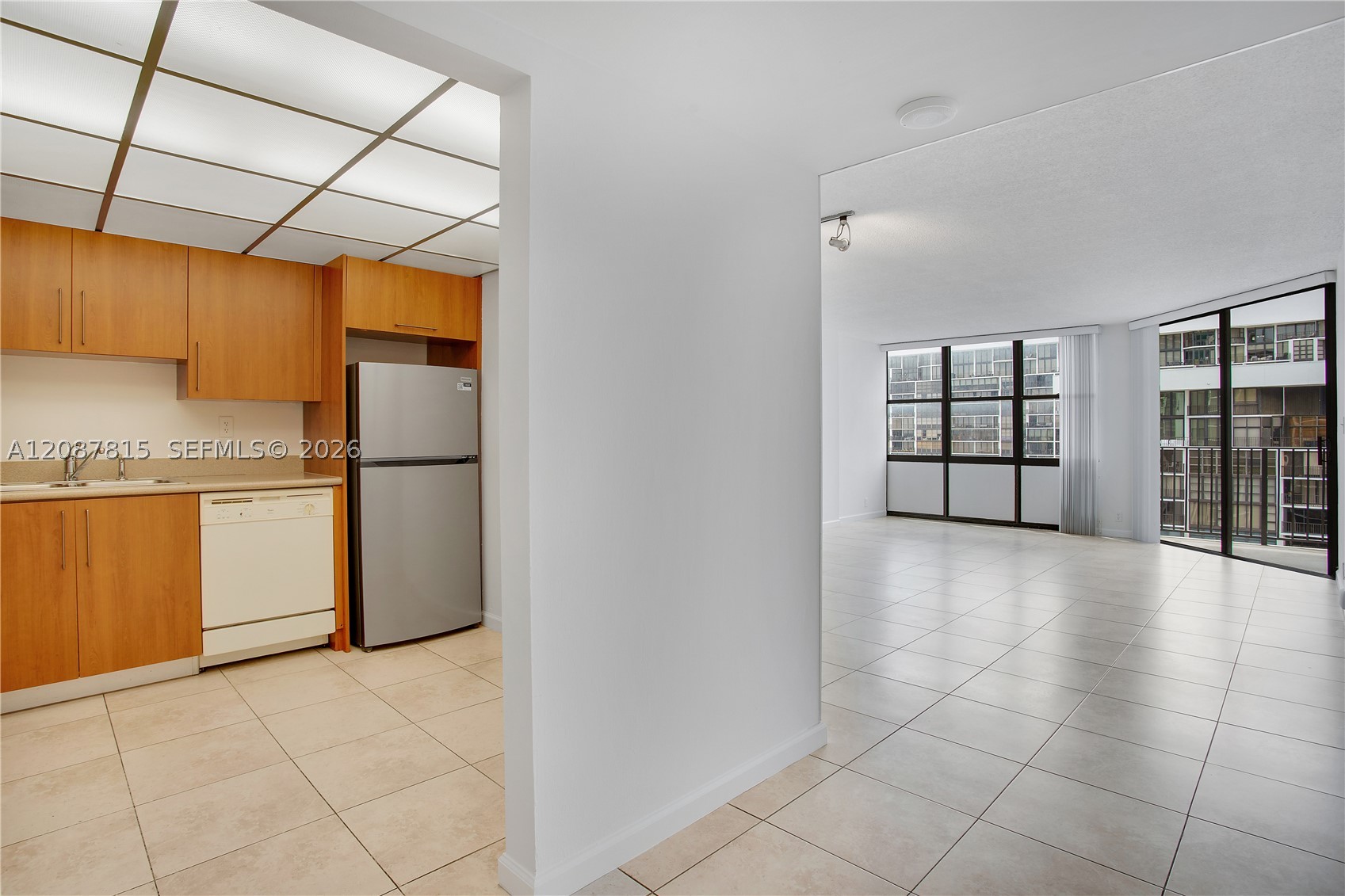 image Brickell Place II12