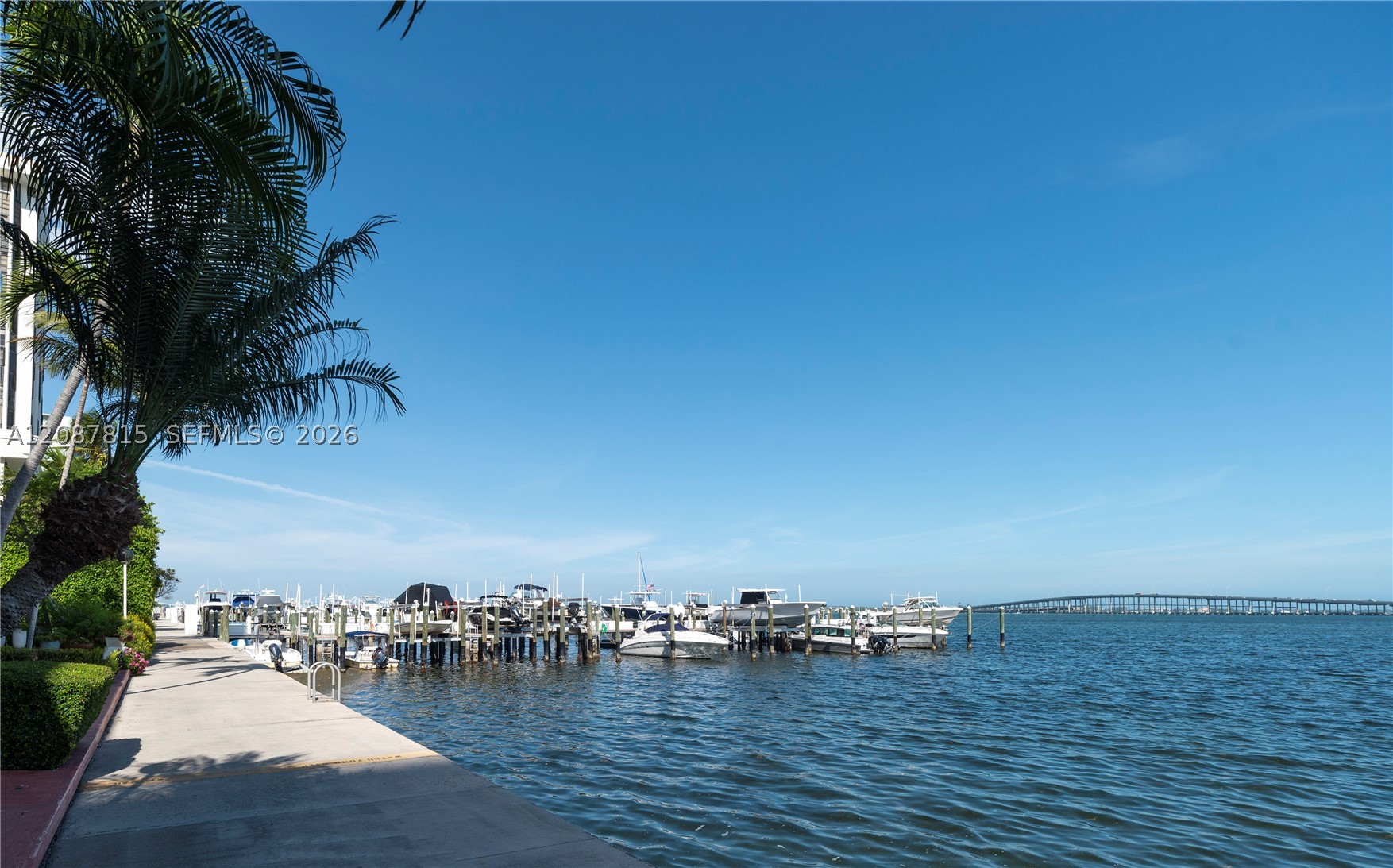 image Brickell Place II18