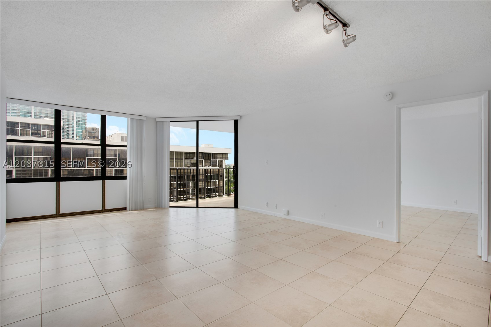 image Brickell Place II6