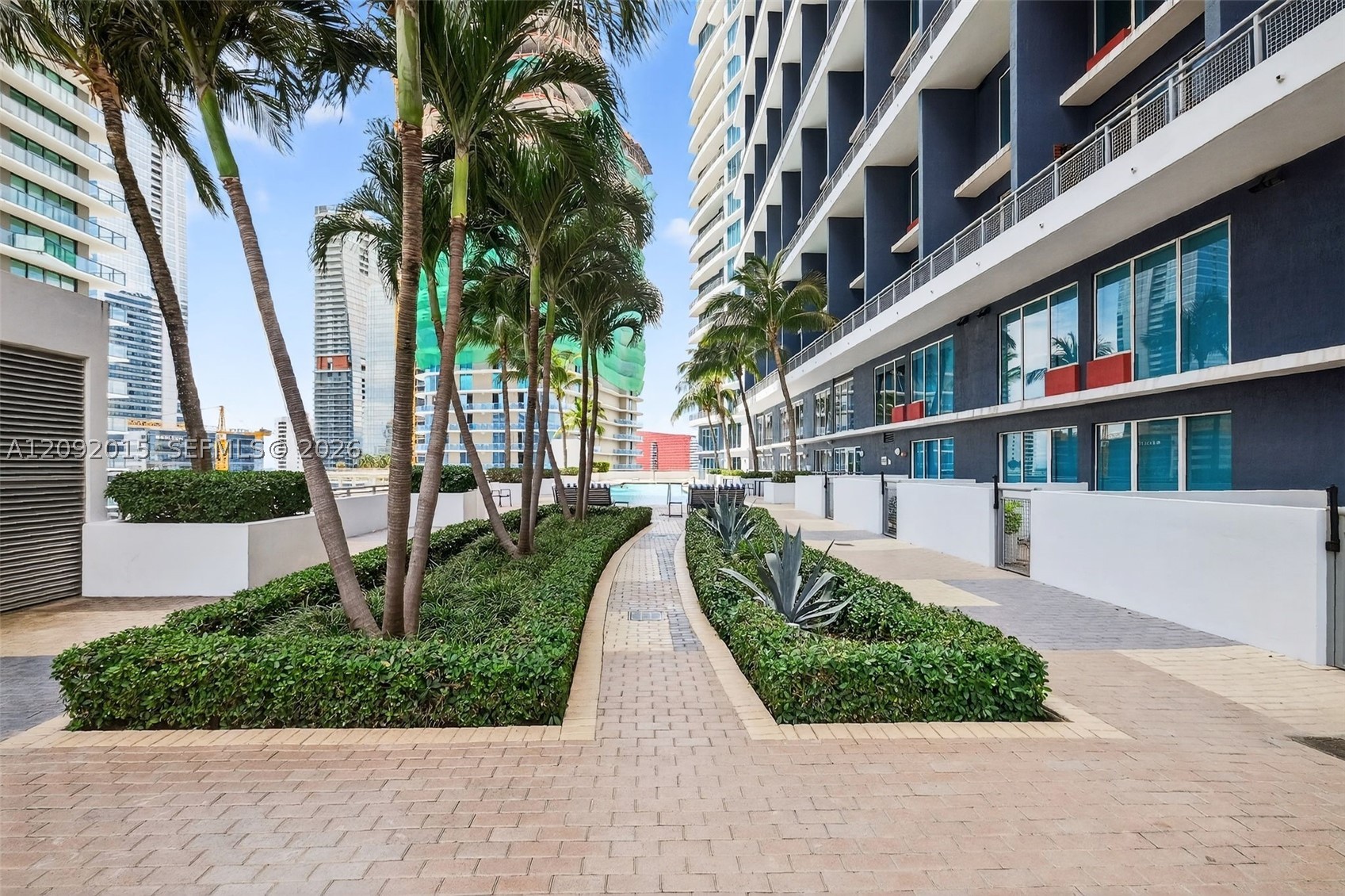 image Infinity at Brickell42