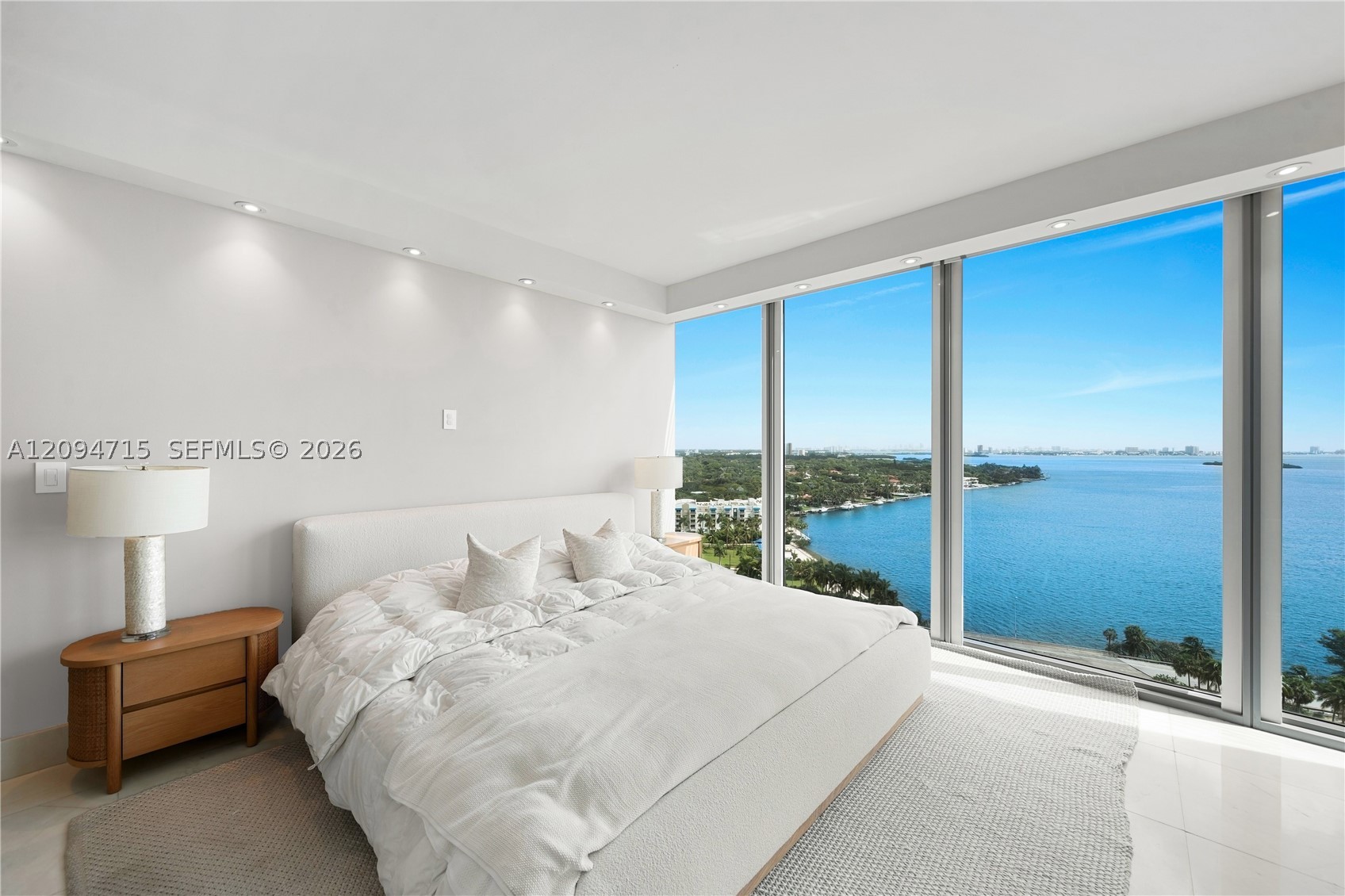 image Blue on the Bay18