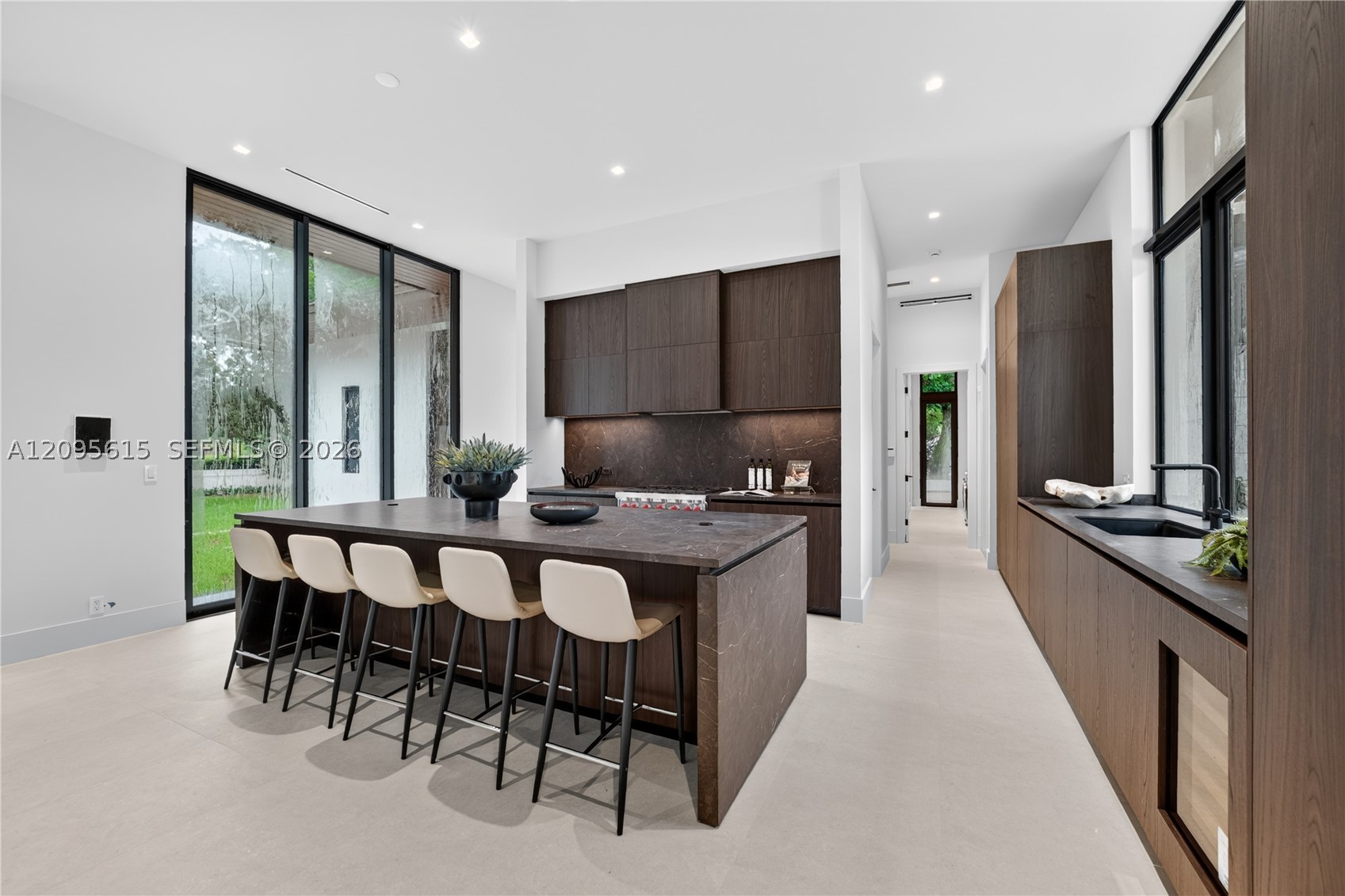 9999 SW 87th Ct Miami, FL 33176