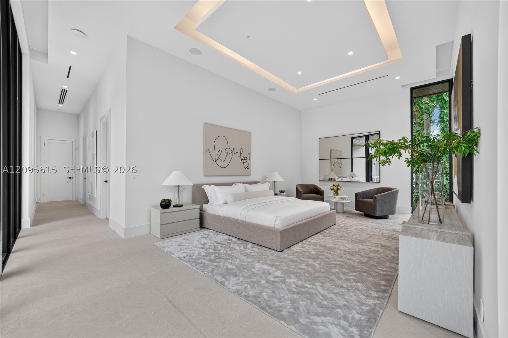 9999 SW 87th Ct Miami, FL 33176