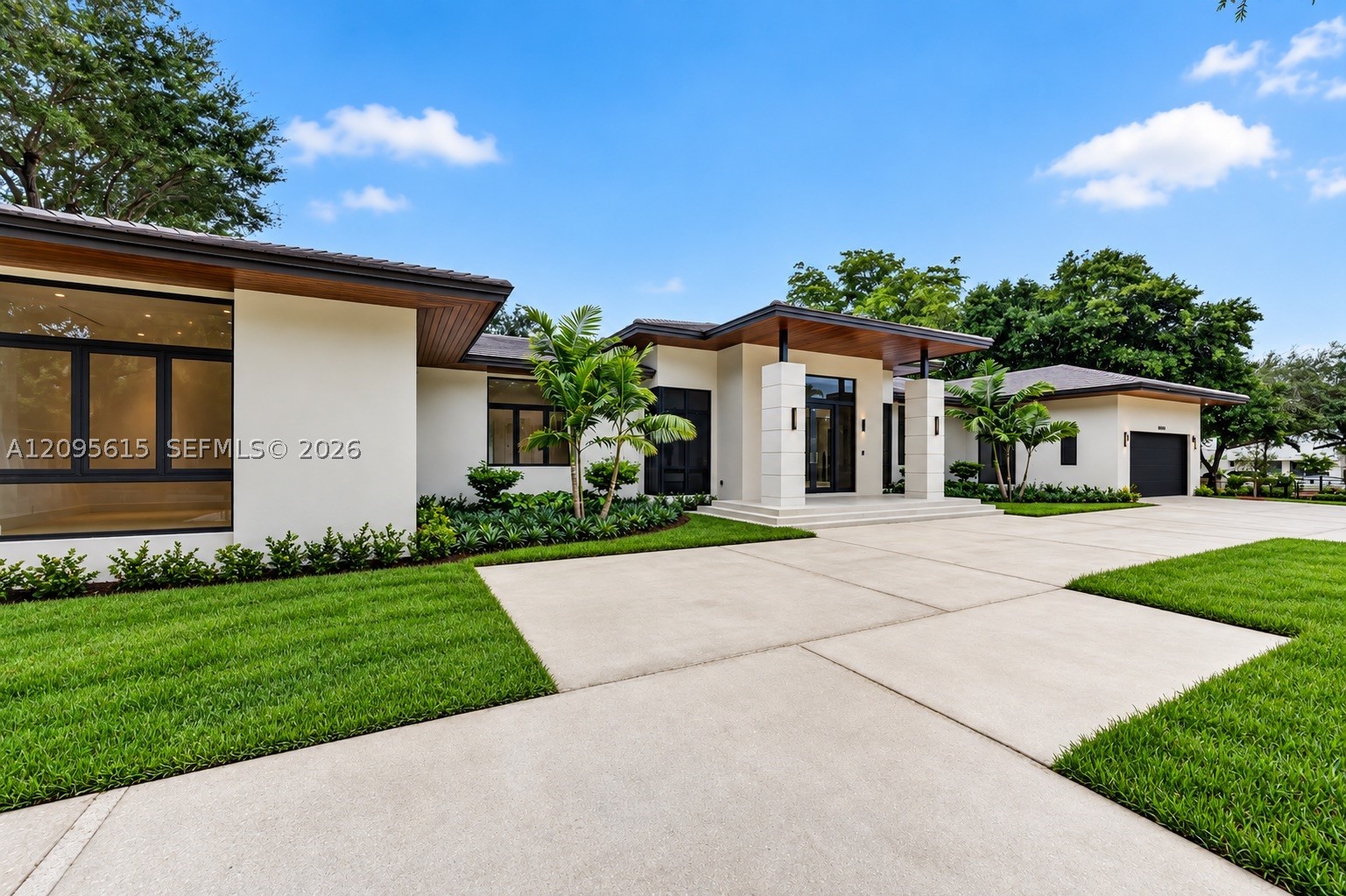 9999 SW 87th Ct Miami, FL 33176