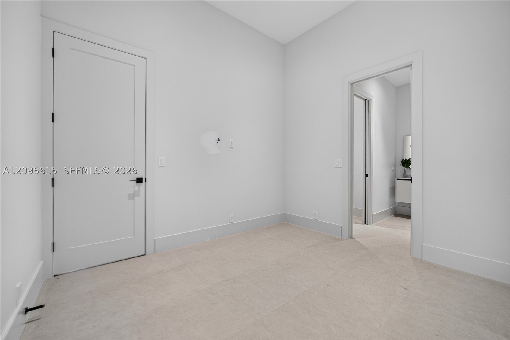 9999 SW 87th Ct Miami, FL 33176