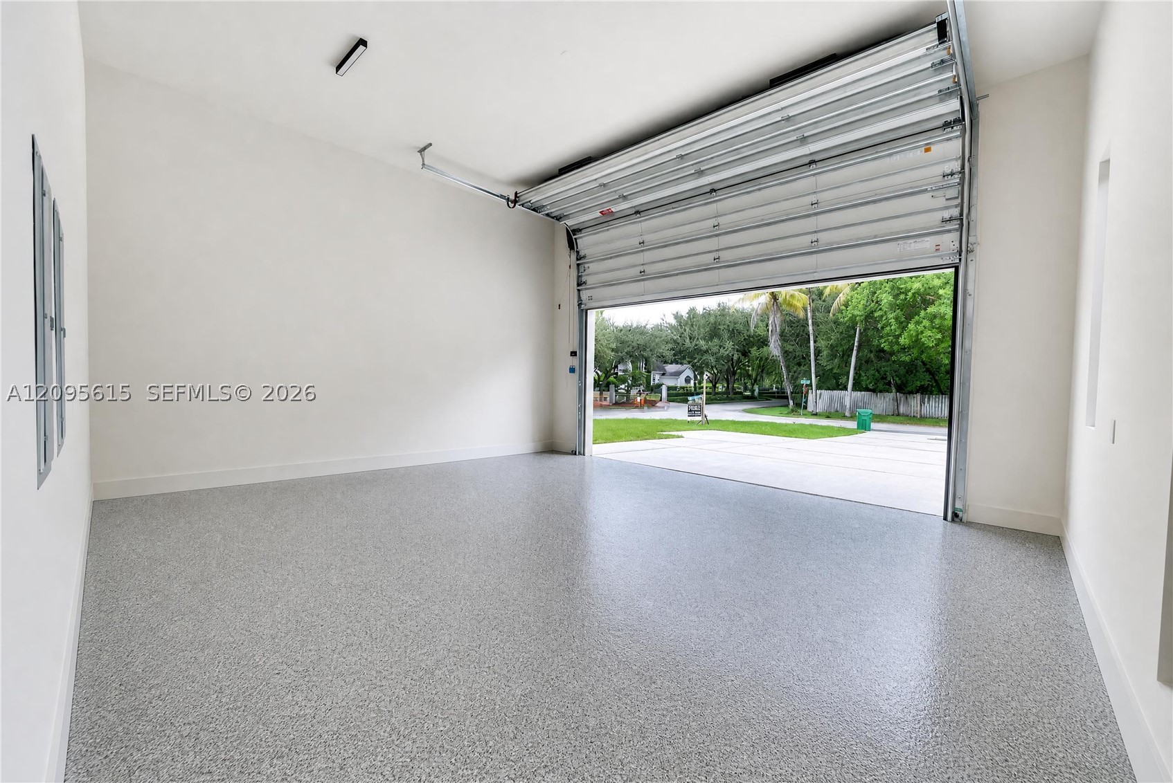 9999 SW 87th Ct Miami, FL 33176