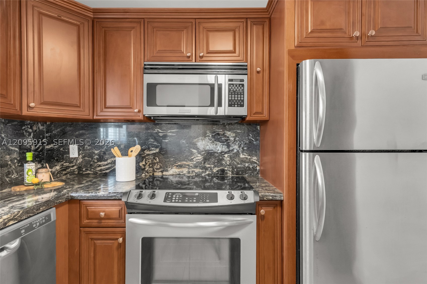 220 Washington Ave #5D Miami Beach, FL 33139