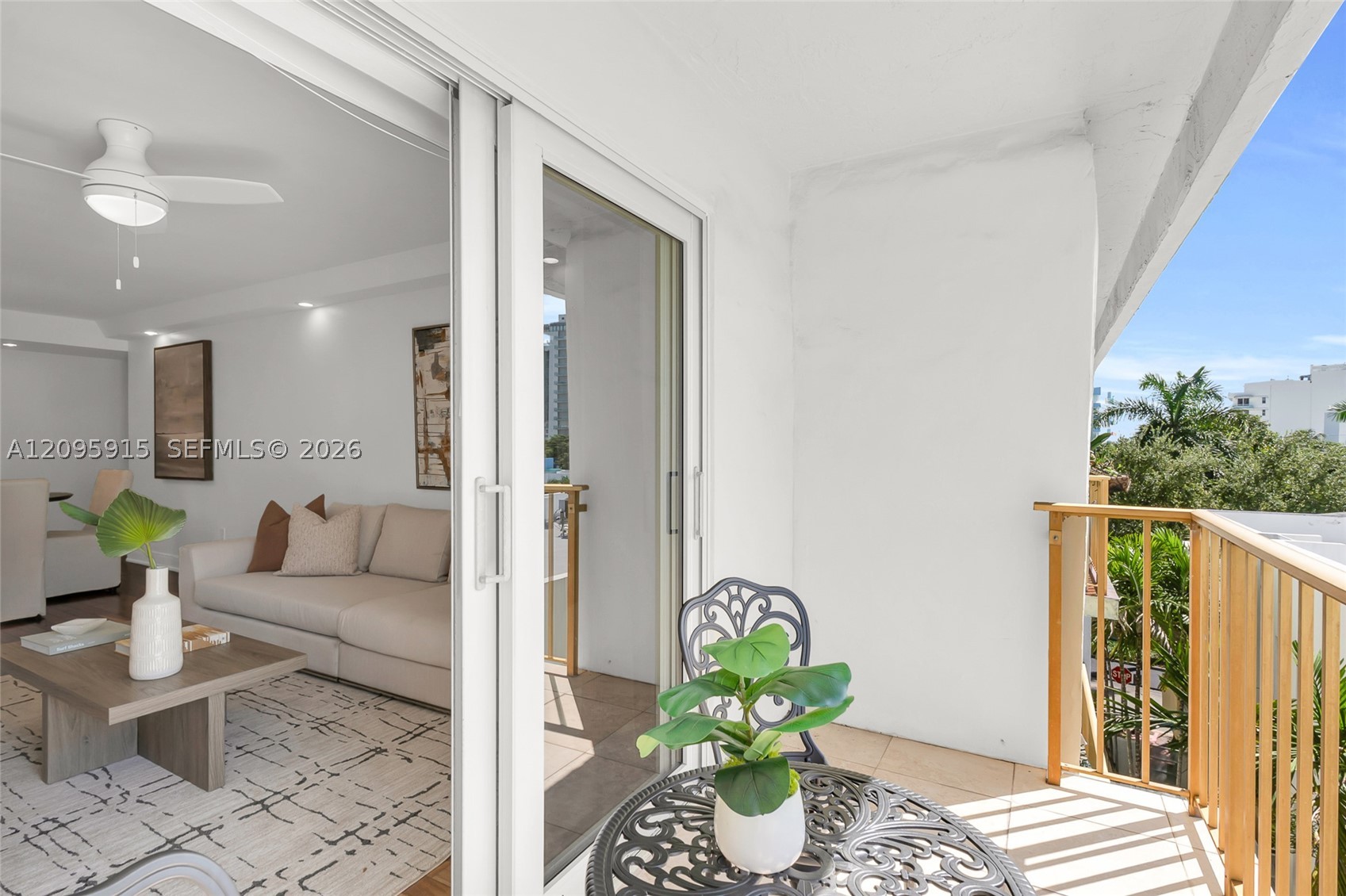 220 Washington Ave #5D Miami Beach, FL 33139