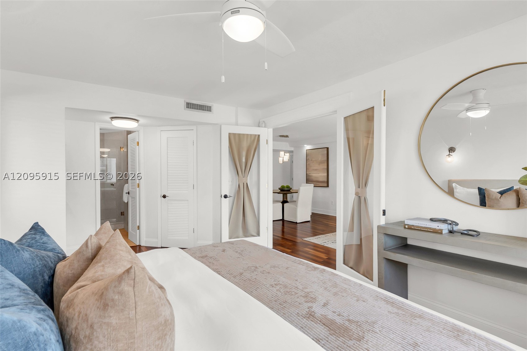 220 Washington Ave #5D Miami Beach, FL 33139