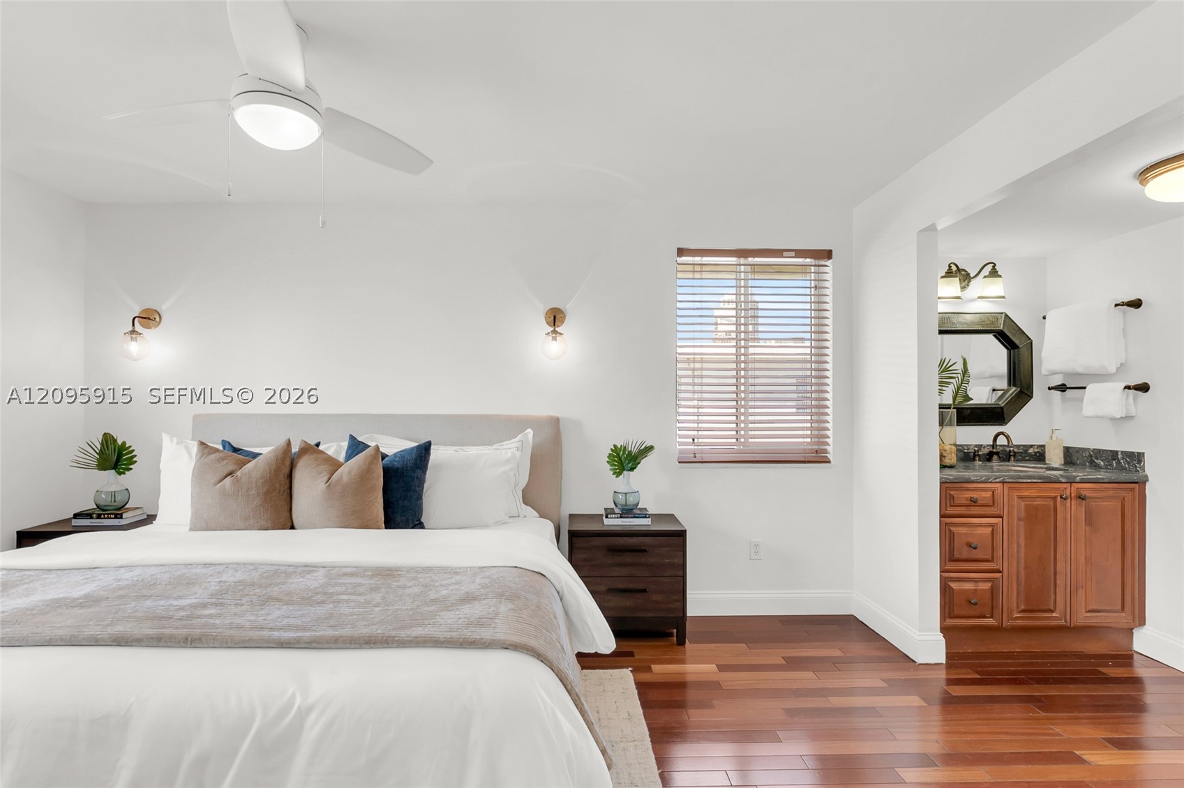 220 Washington Ave #5D Miami Beach, FL 33139