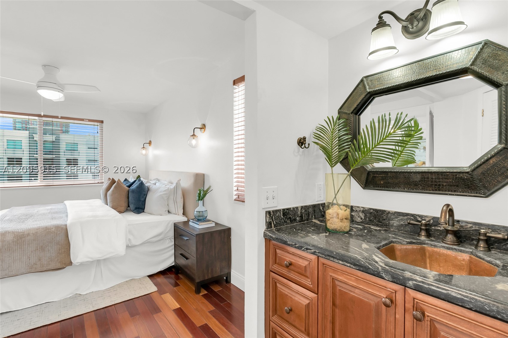 220 Washington Ave #5D Miami Beach, FL 33139