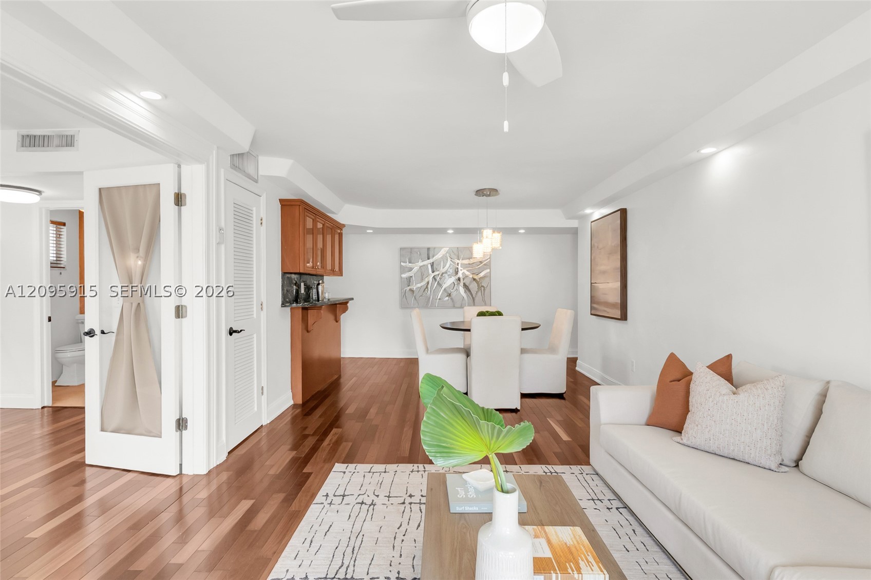 220 Washington Ave #5D Miami Beach, FL 33139