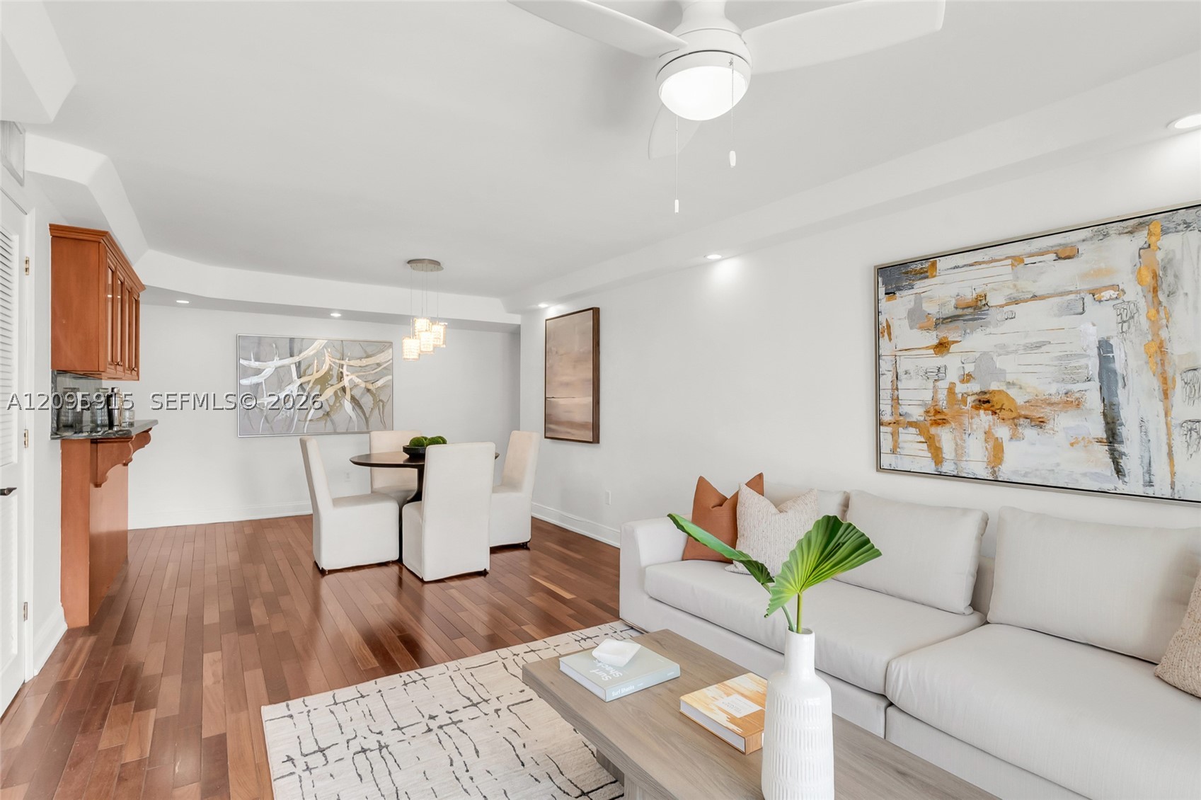 220 Washington Ave #5D Miami Beach, FL 33139