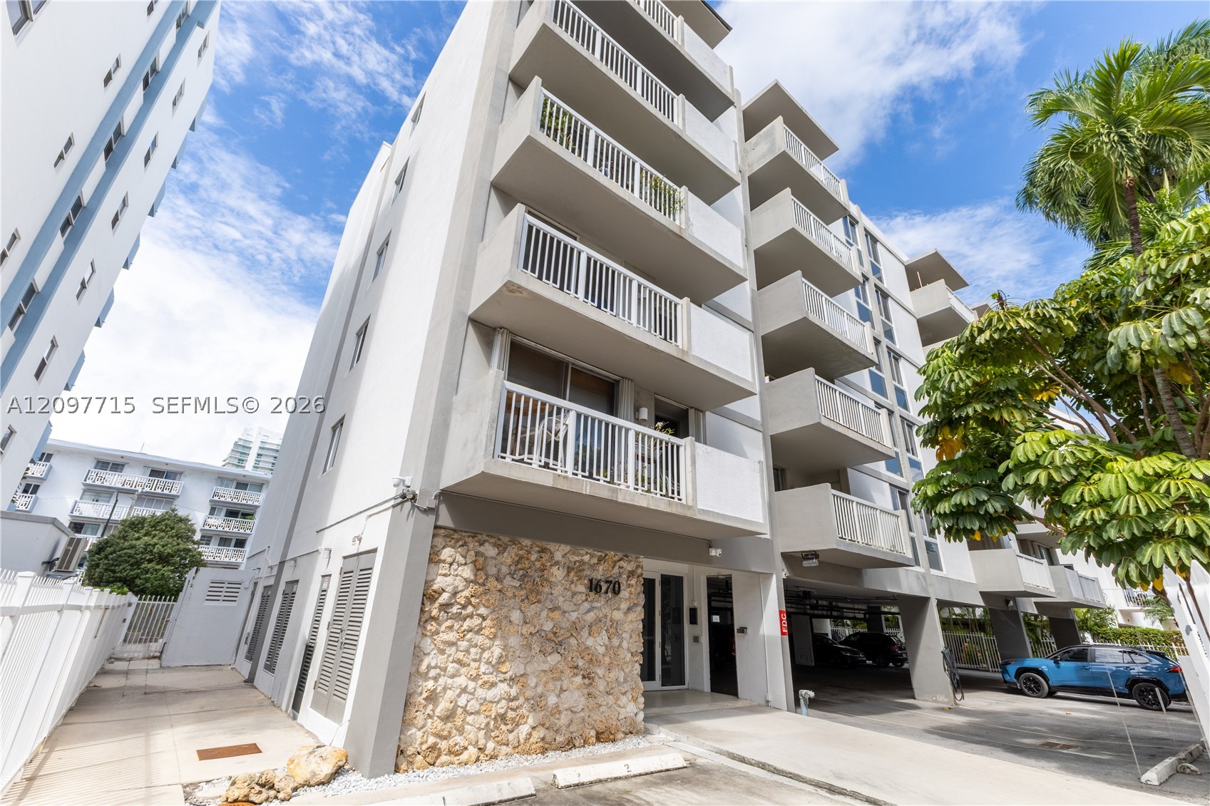 1670 Bay Rd #6G Miami Beach, FL 33139