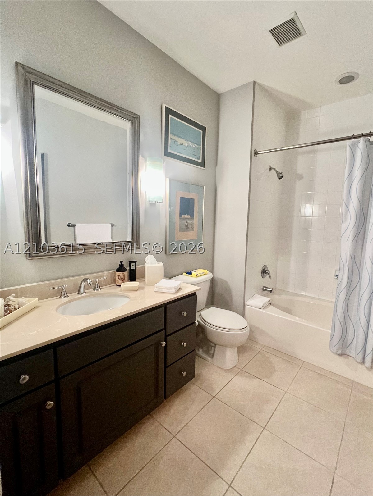 image Cite on the Bay West14