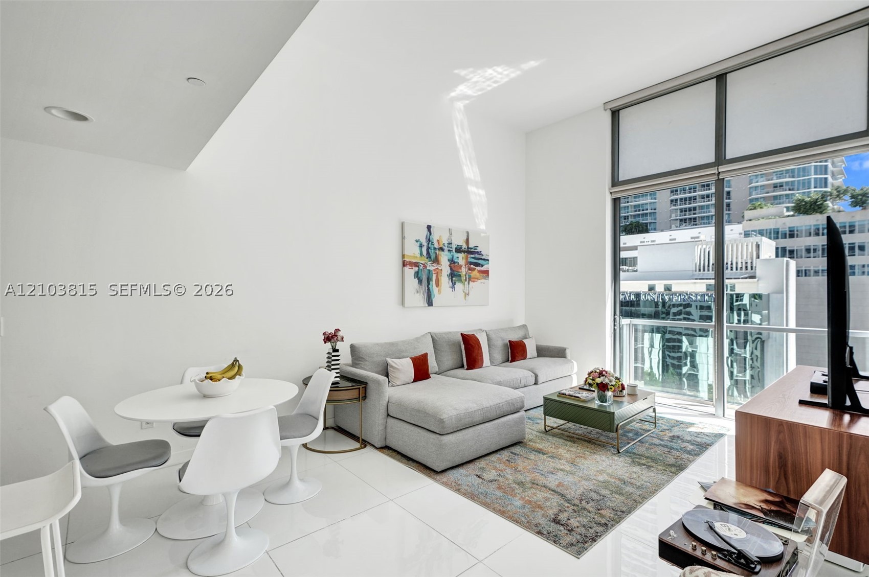 image 1060 Brickell - 10602