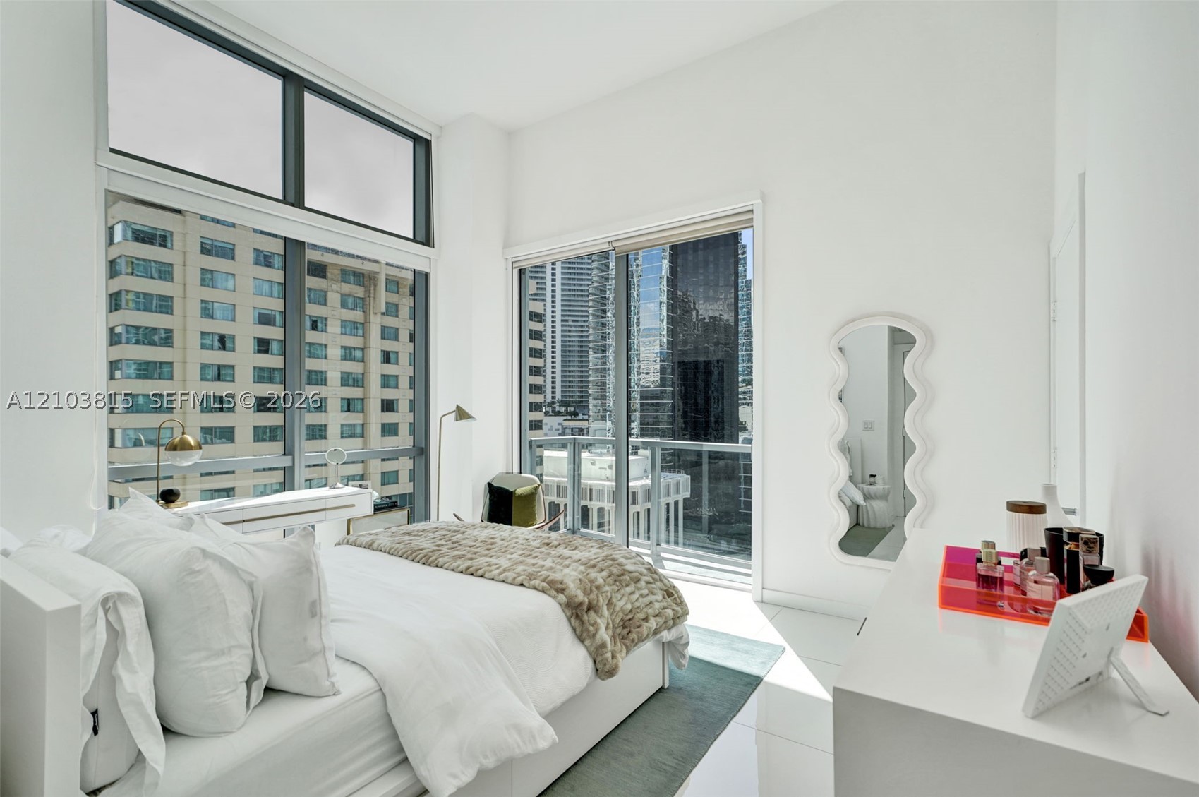 image 1060 Brickell - 10606