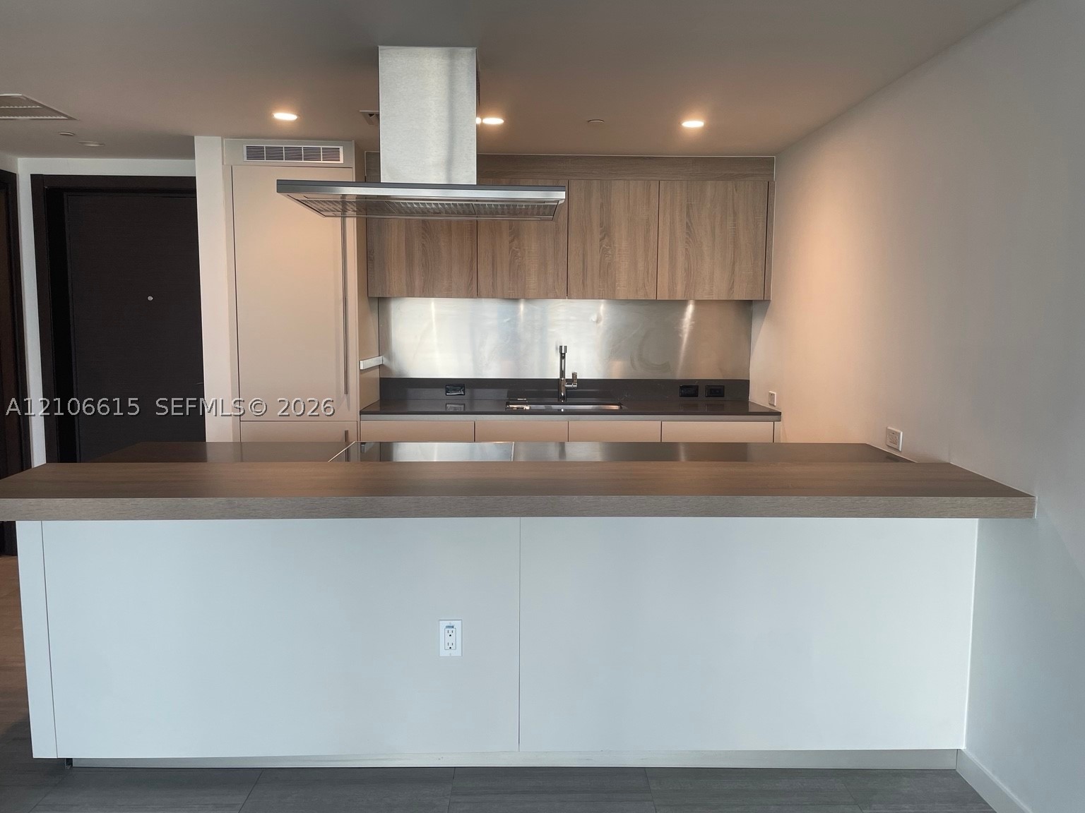 image Brickell Flatiron5