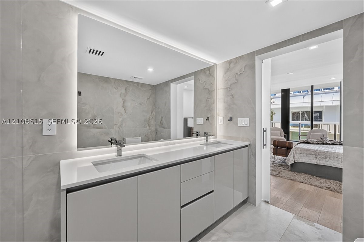 9455 Collins Ave #1201 Surfside, FL 33154