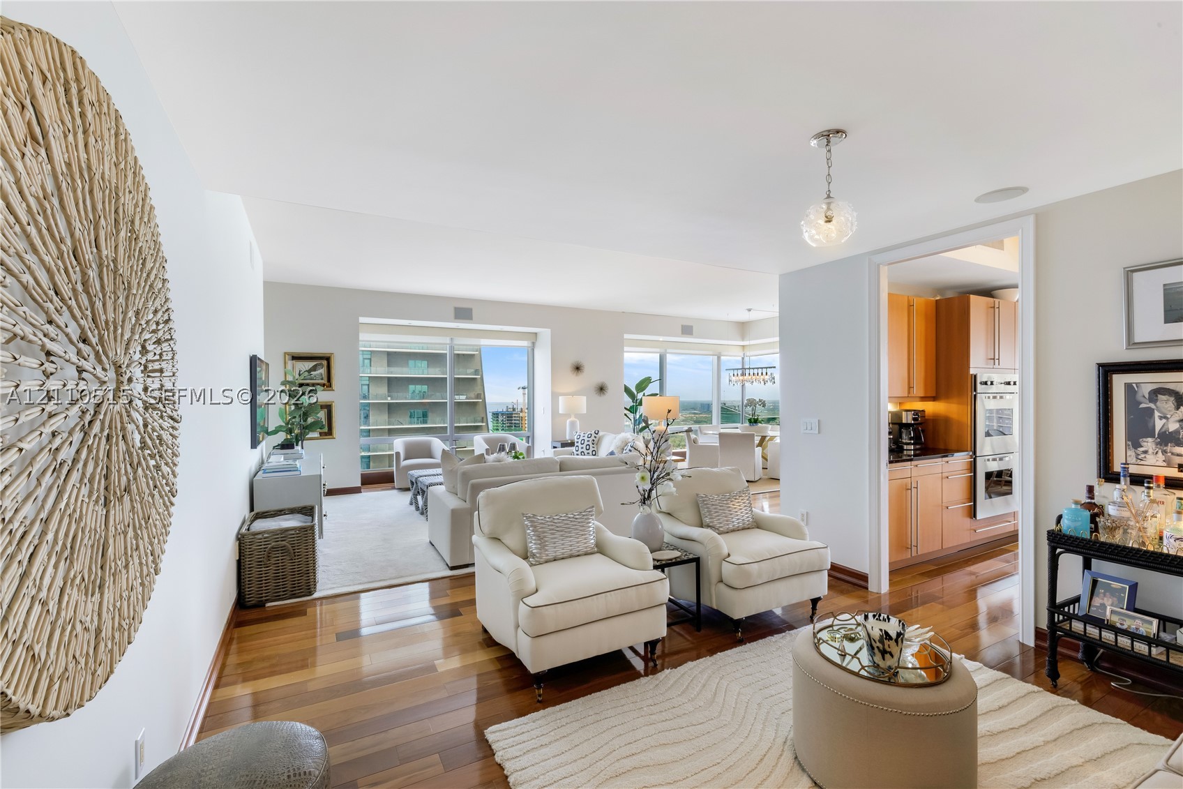 image Four Seasons Residences Miami3