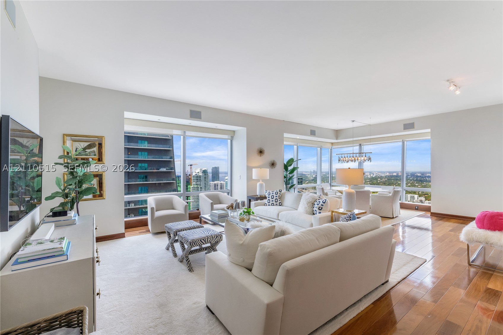 image Four Seasons Residences Miami4