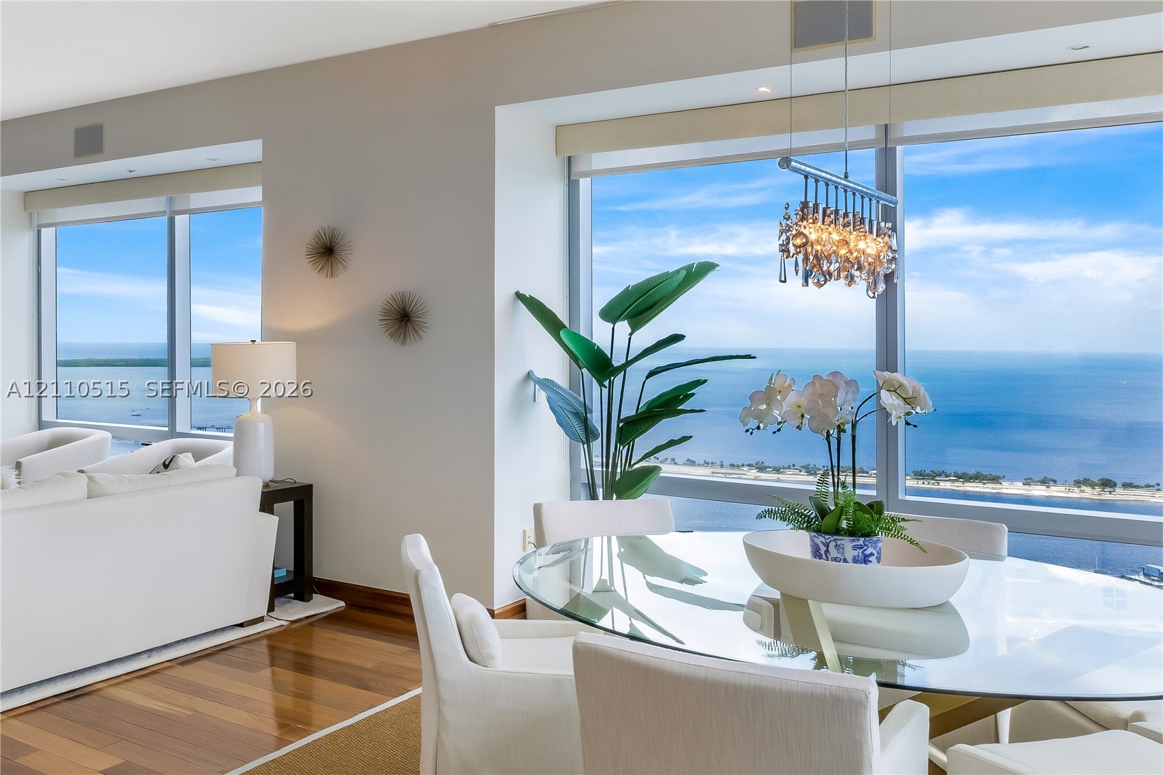 image Four Seasons Residences Miami7