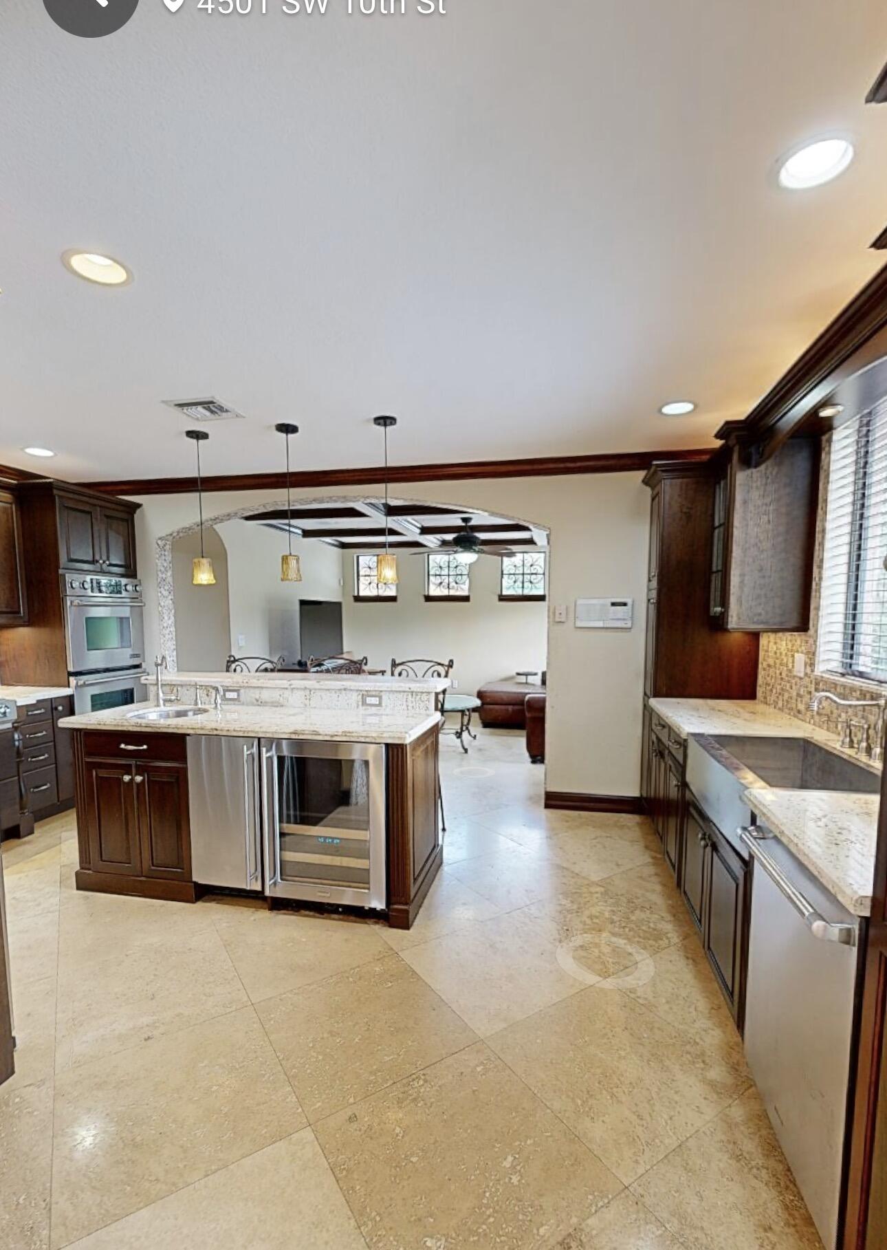 4501 SW 10th Miami, FL 33134