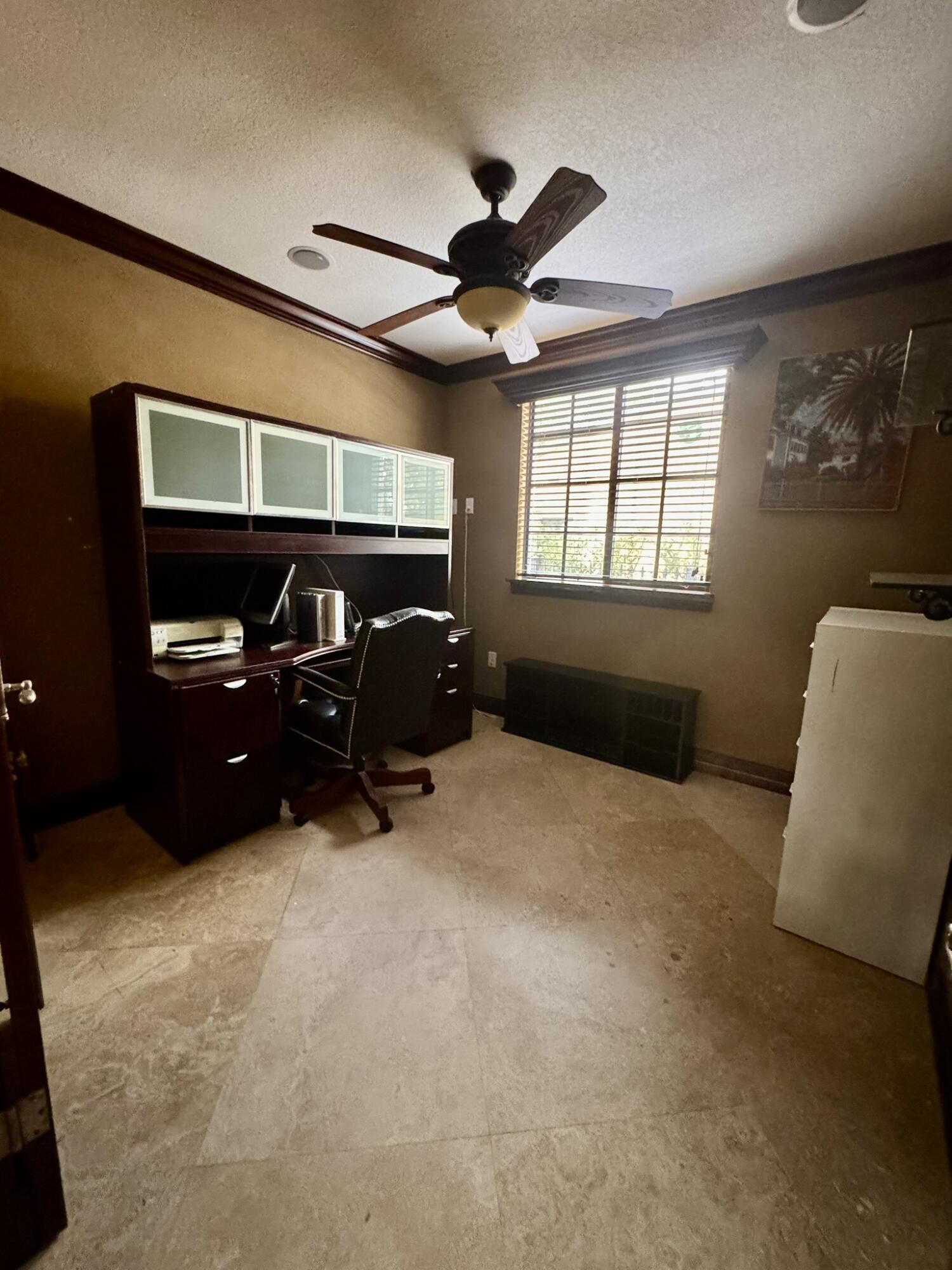 4501 SW 10th Miami, FL 33134