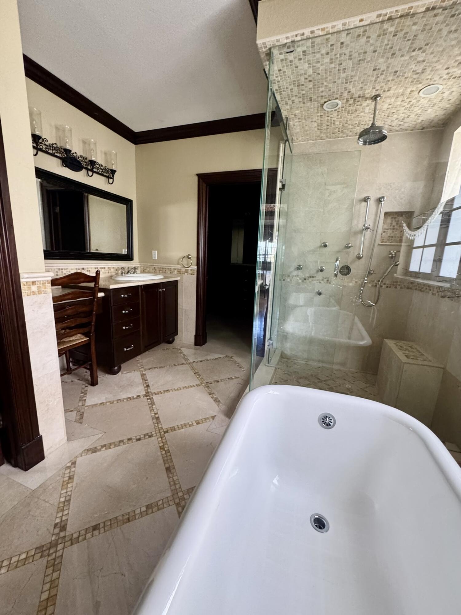 4501 SW 10th Miami, FL 33134