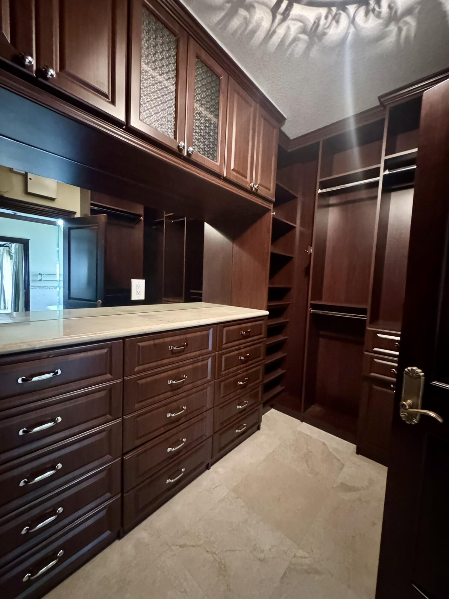 4501 SW 10th Miami, FL 33134