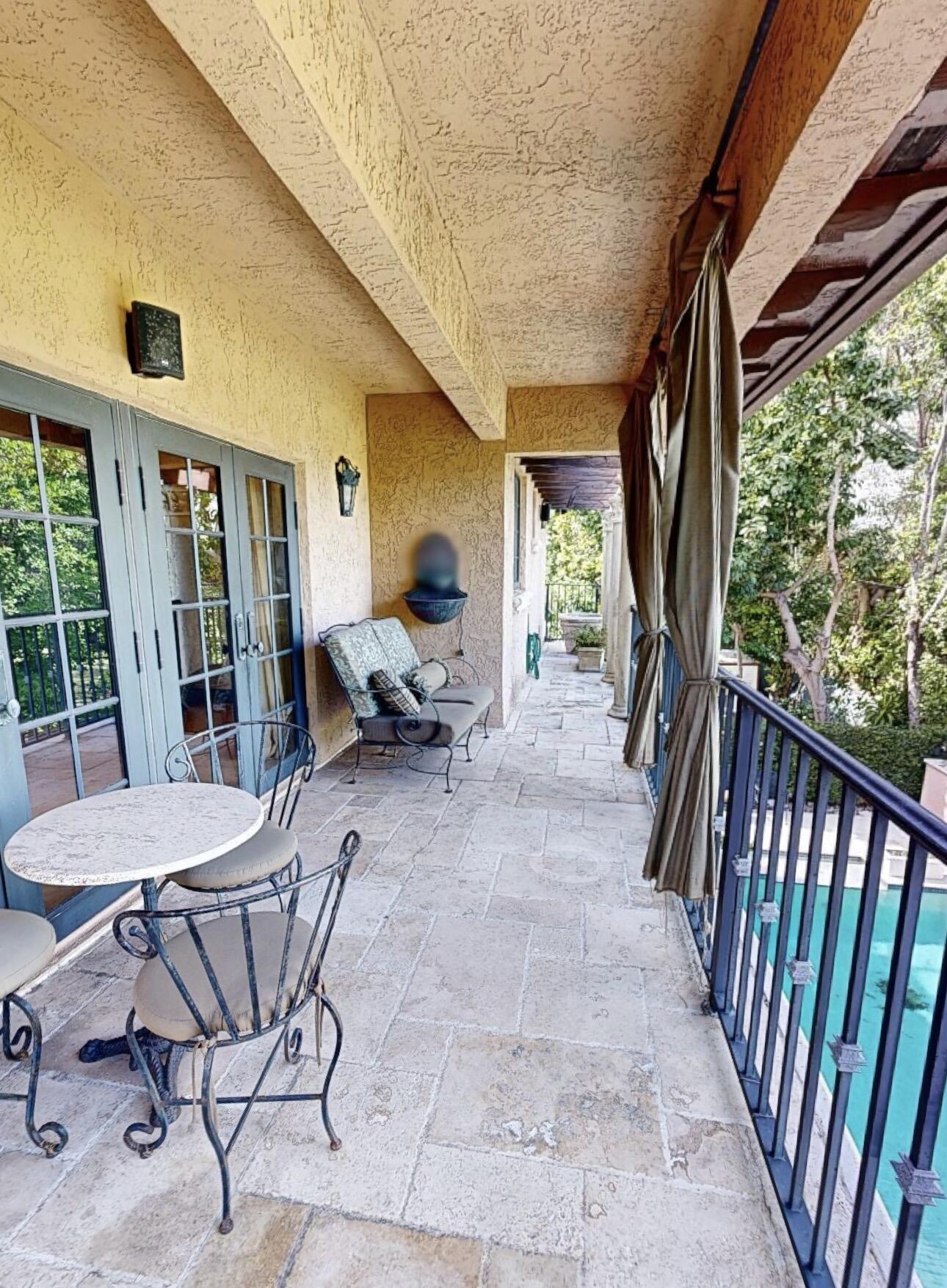 4501 SW 10th Miami, FL 33134