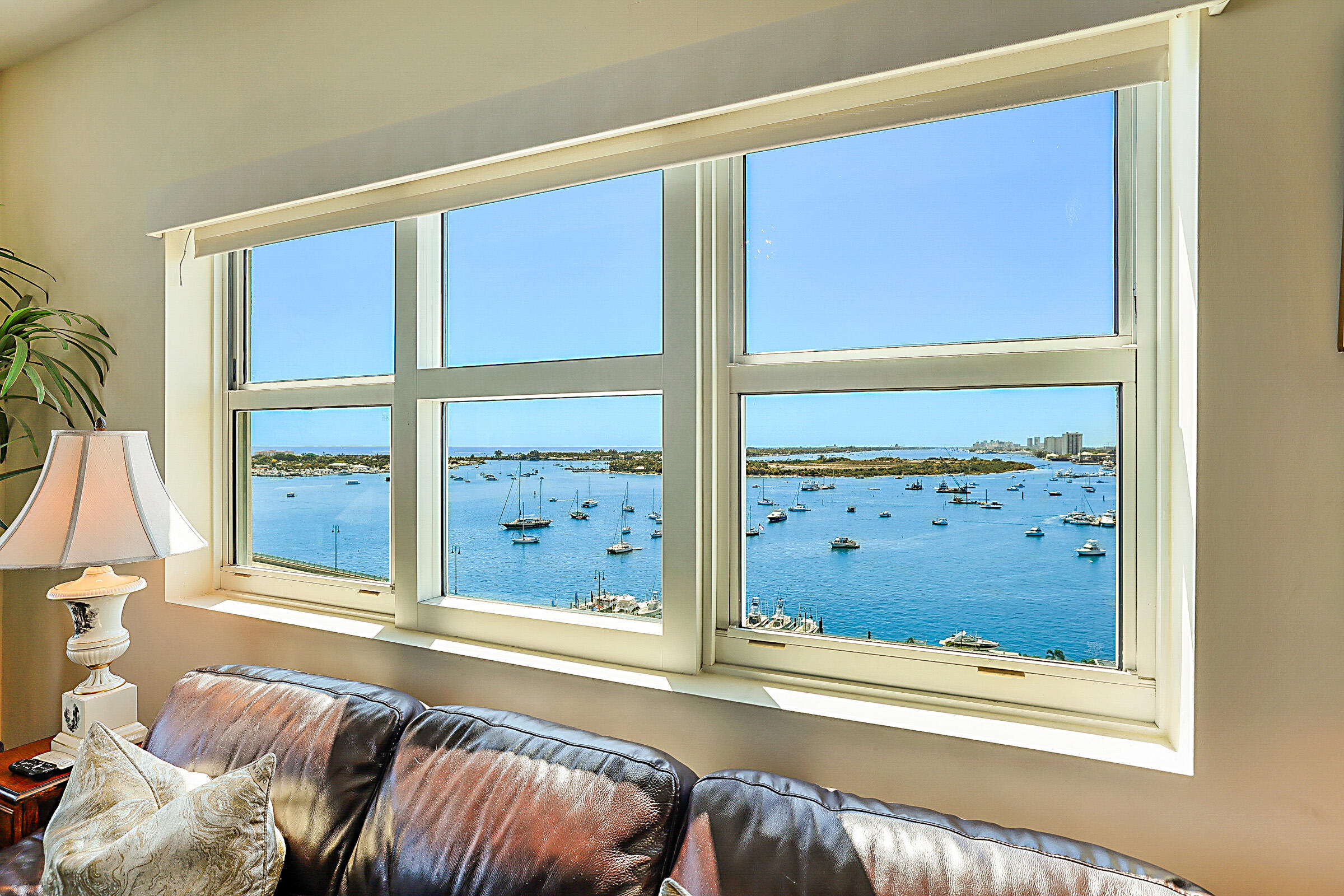 2640 Lake Shr #1416 Riviera Beach, FL 33404