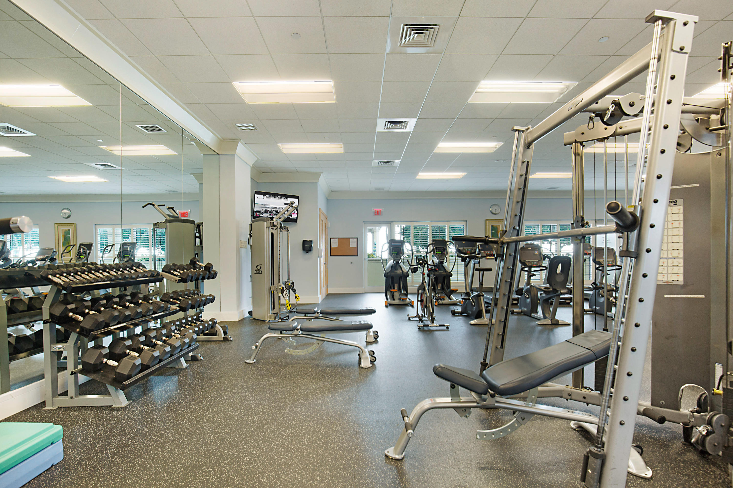 2640 Lake Shr #1416 Riviera Beach, FL 33404