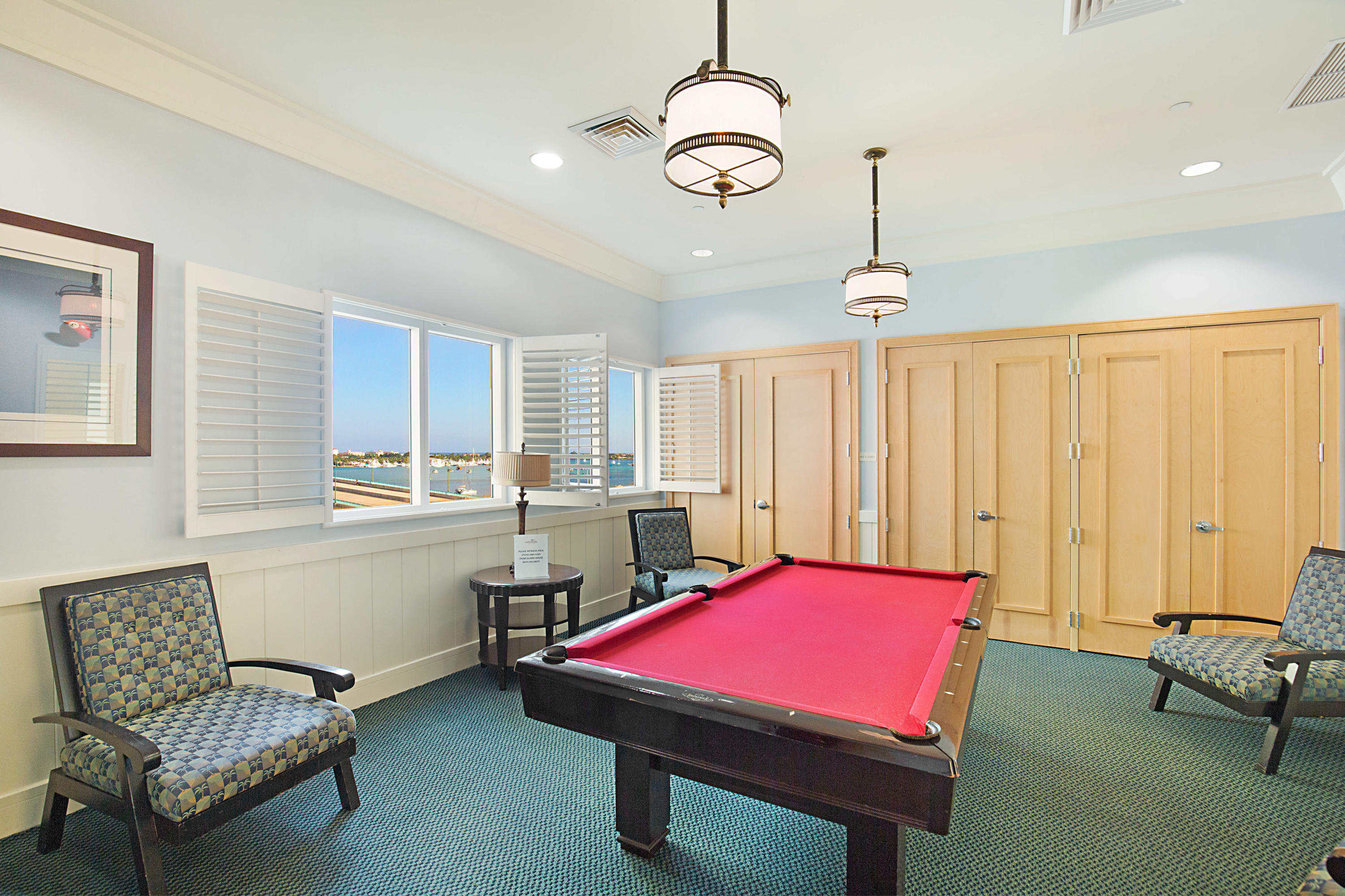 2640 Lake Shr #1416 Riviera Beach, FL 33404