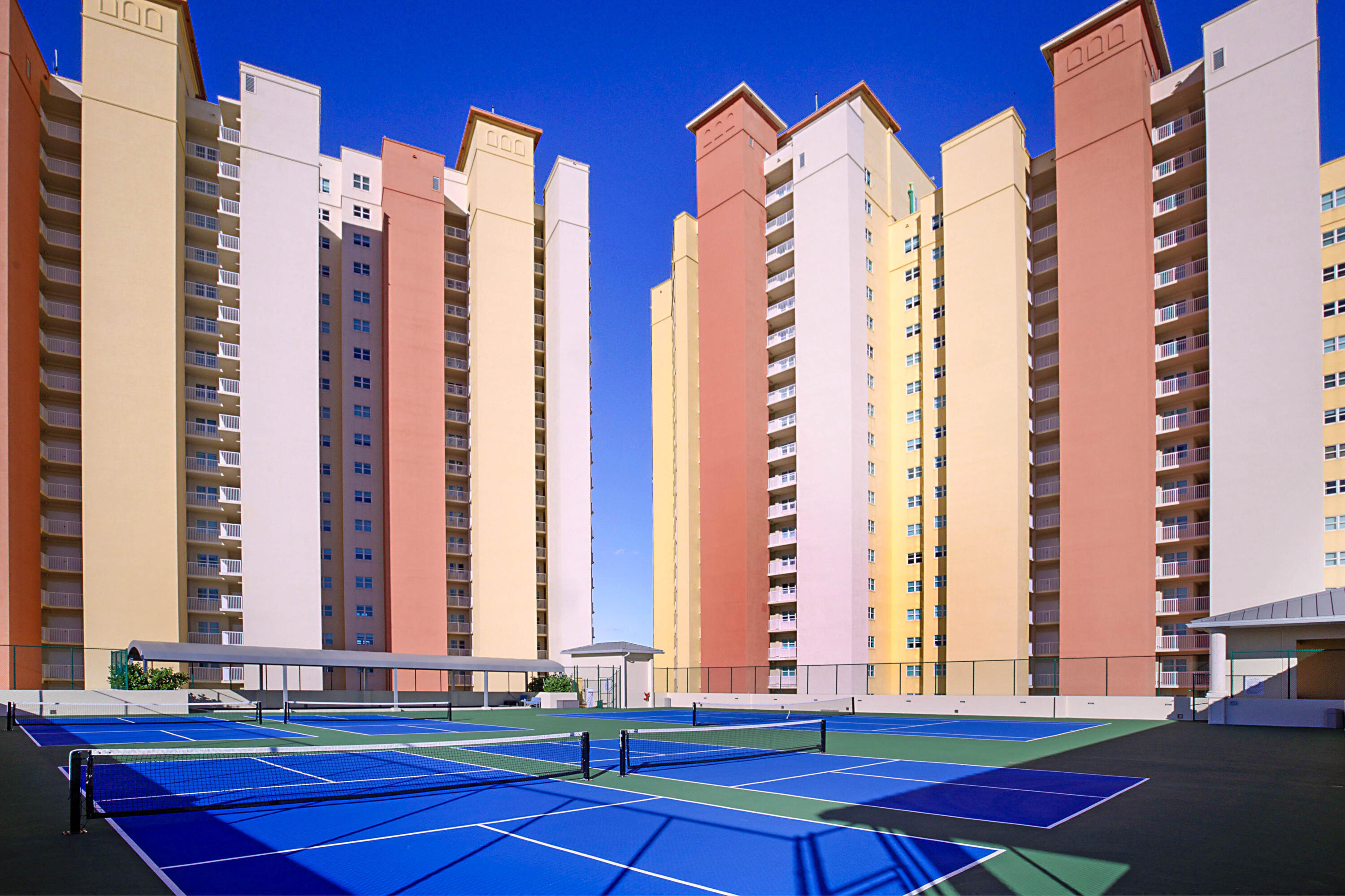 2640 Lake Shr #1416 Riviera Beach, FL 33404