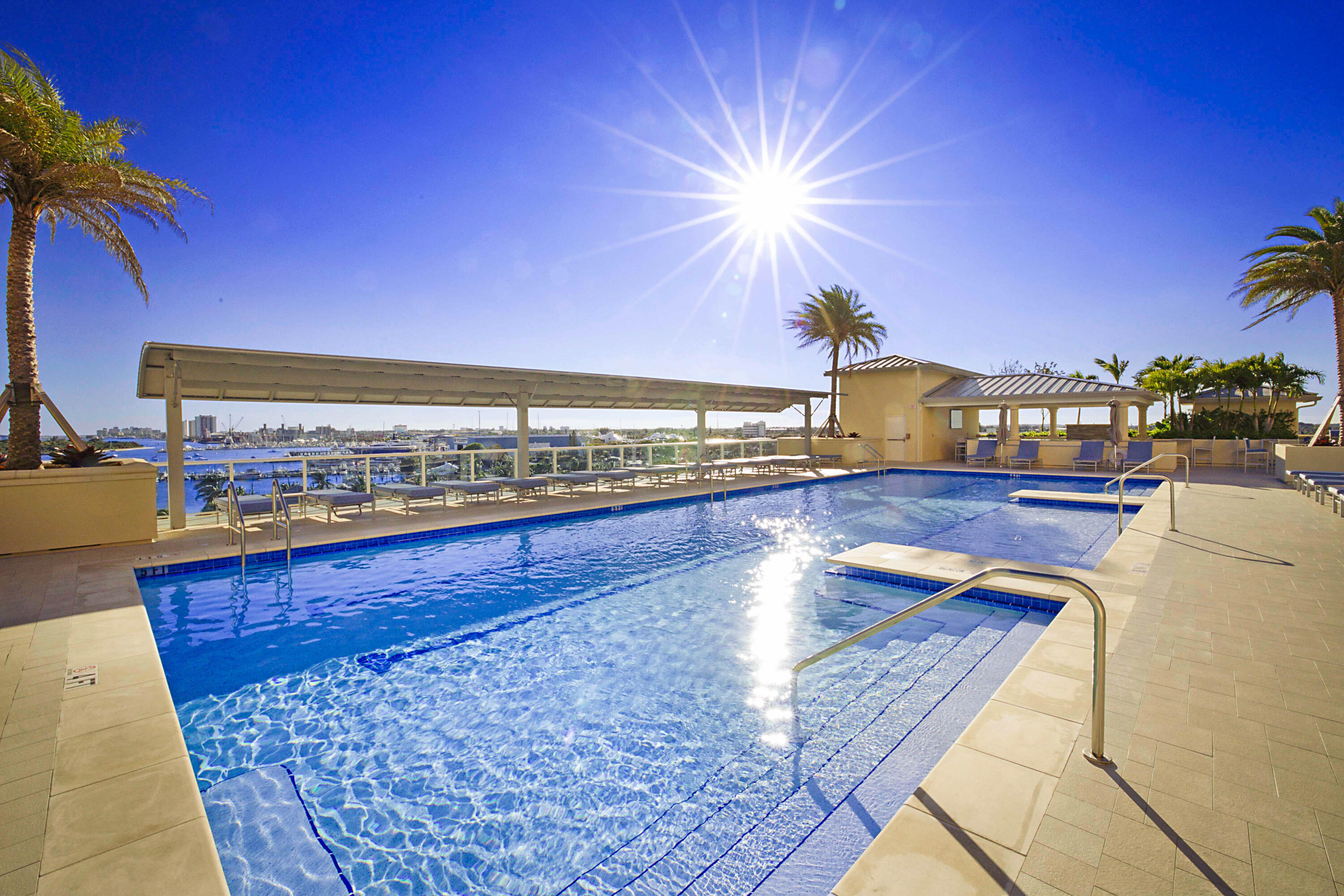 2640 Lake Shr #1416 Riviera Beach, FL 33404