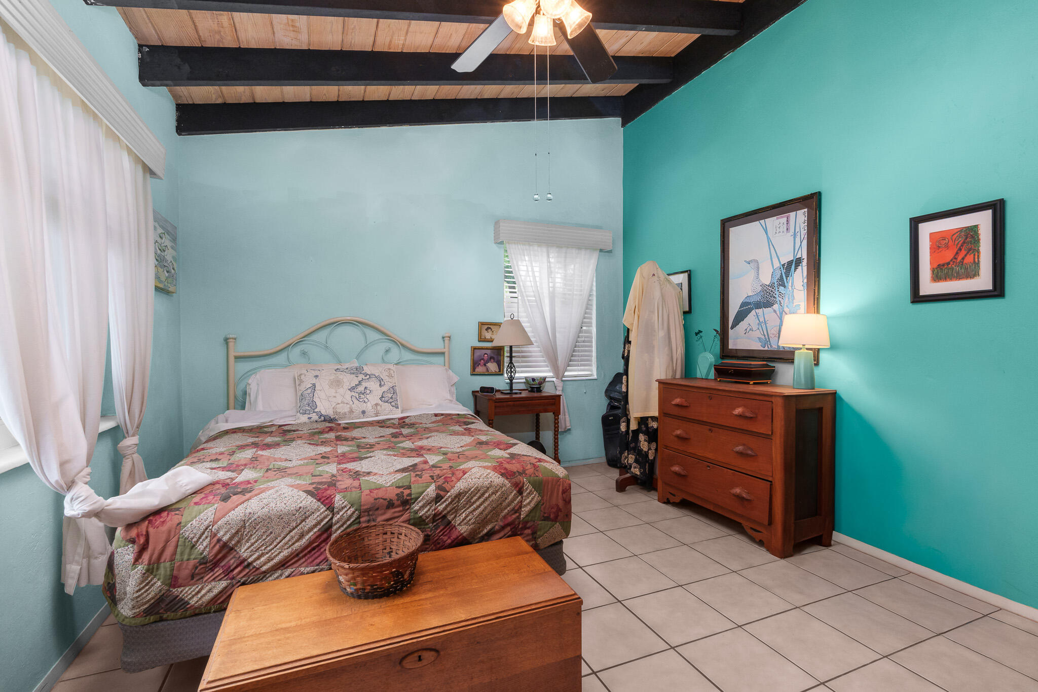 1617 NE 8th Fort Lauderdale, FL 33305