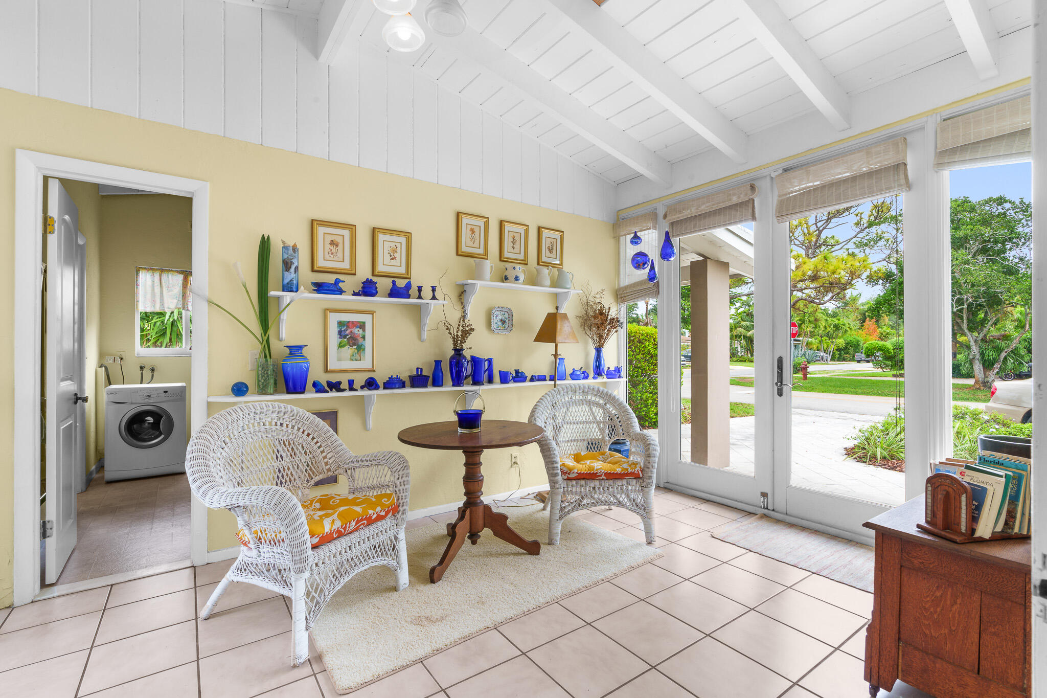 1617 NE 8th Fort Lauderdale, FL 33305