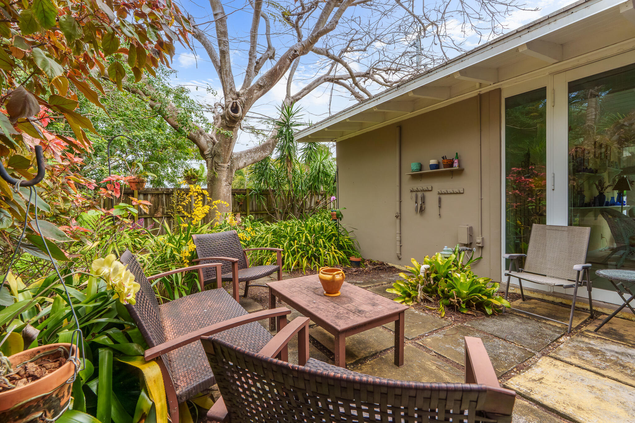 1617 NE 8th Fort Lauderdale, FL 33305