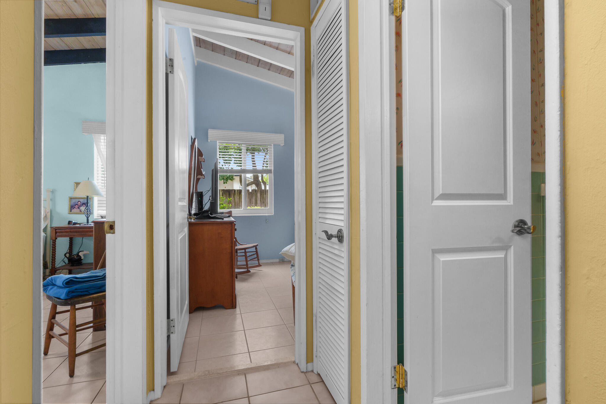 1617 NE 8th Fort Lauderdale, FL 33305