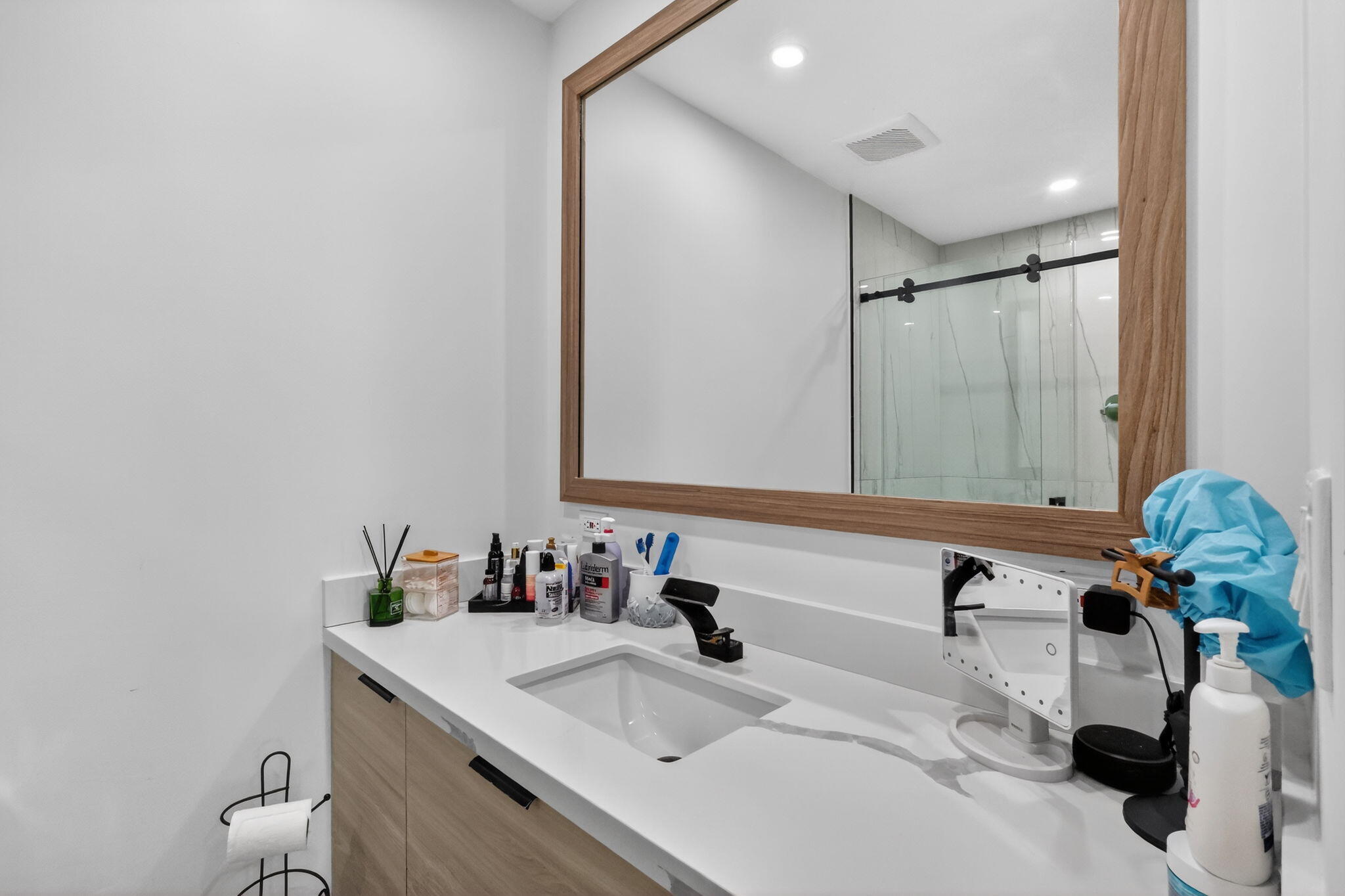 1691 W 26th Riviera Beach, FL 33404