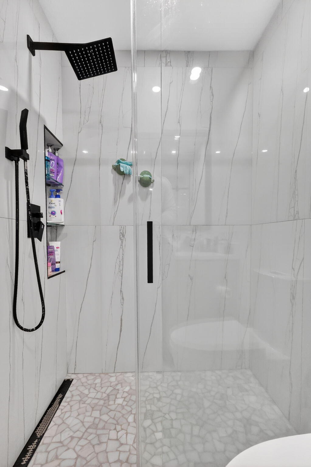 1691 W 26th Riviera Beach, FL 33404