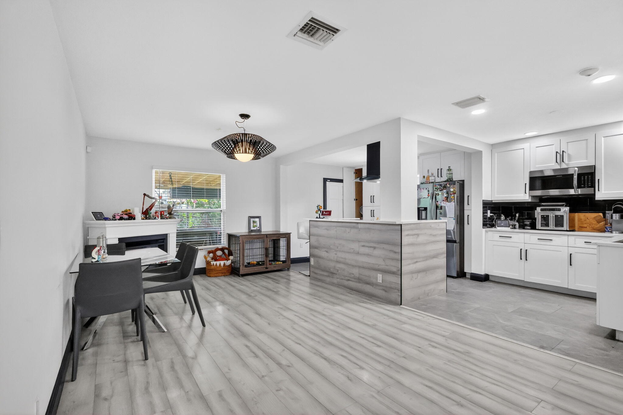 1691 W 26th Riviera Beach, FL 33404