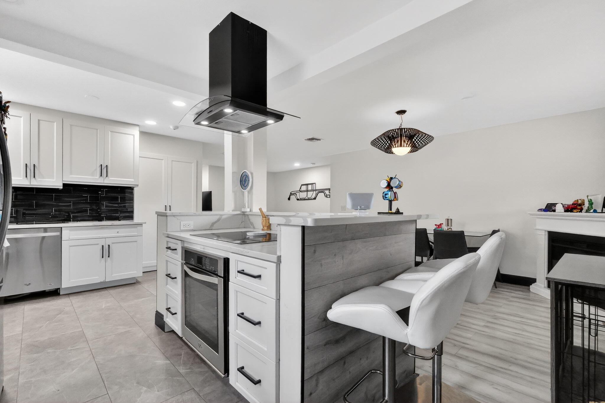 1691 W 26th Riviera Beach, FL 33404