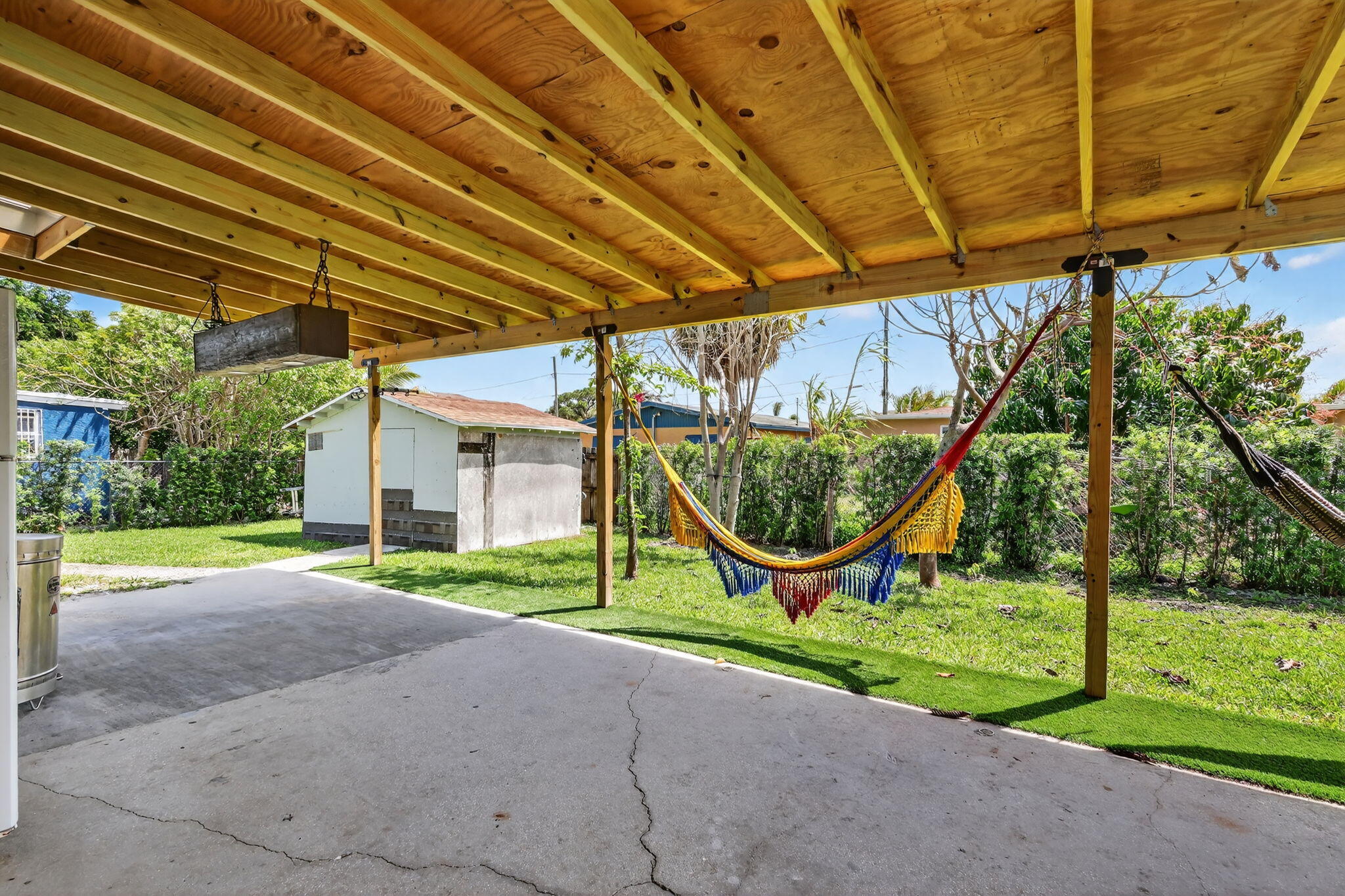 1691 W 26th Riviera Beach, FL 33404