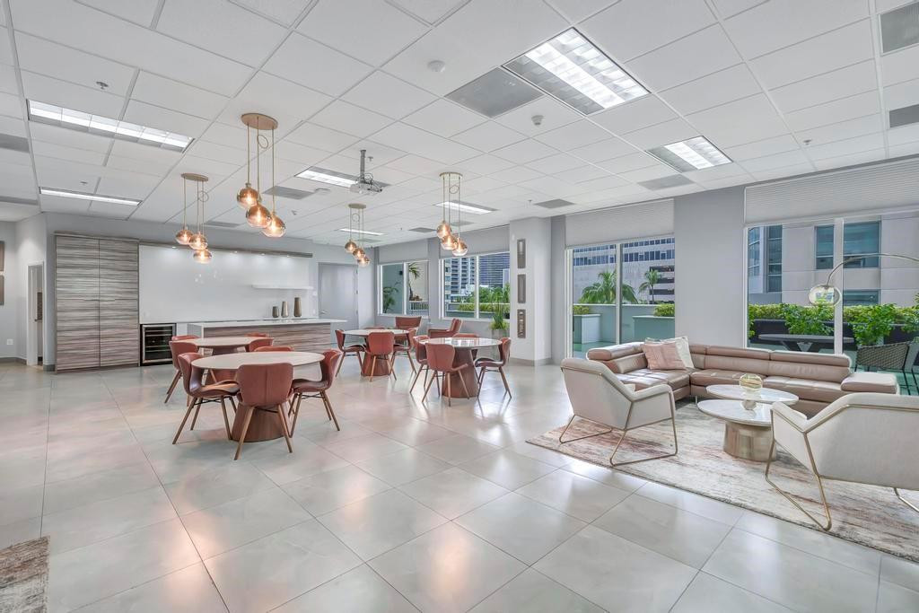 image The Club at Brickell Bay19
