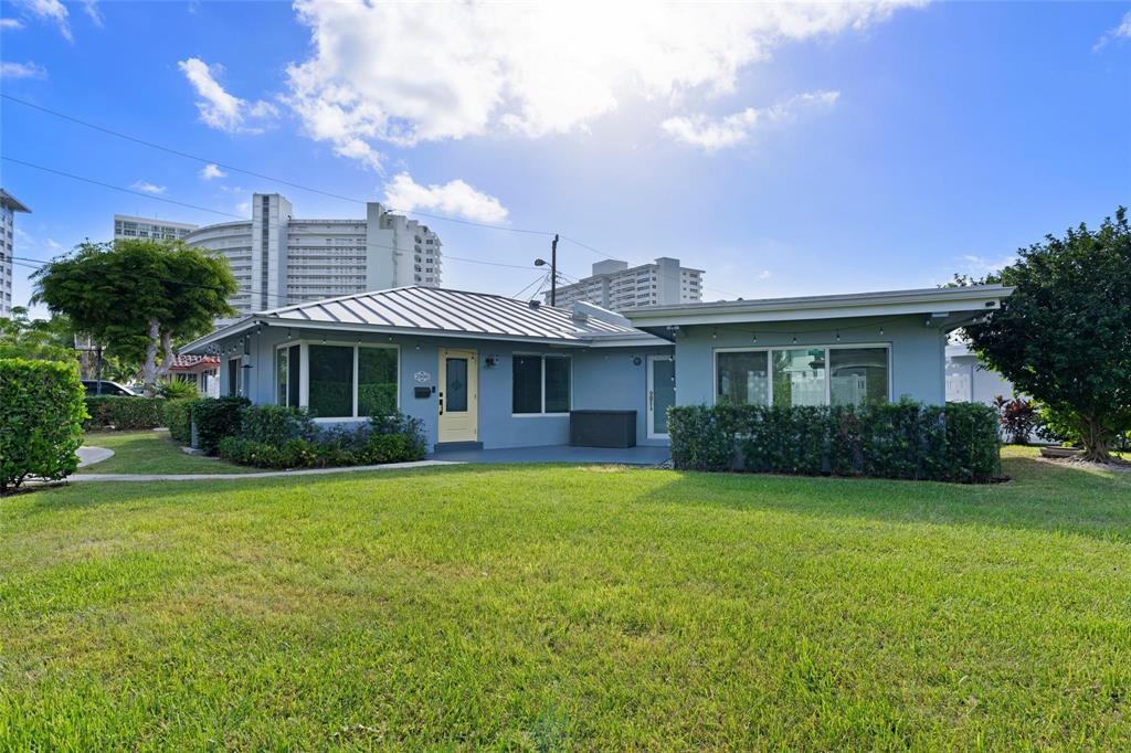 2000 SE 26th Fort Lauderdale, FL 33316