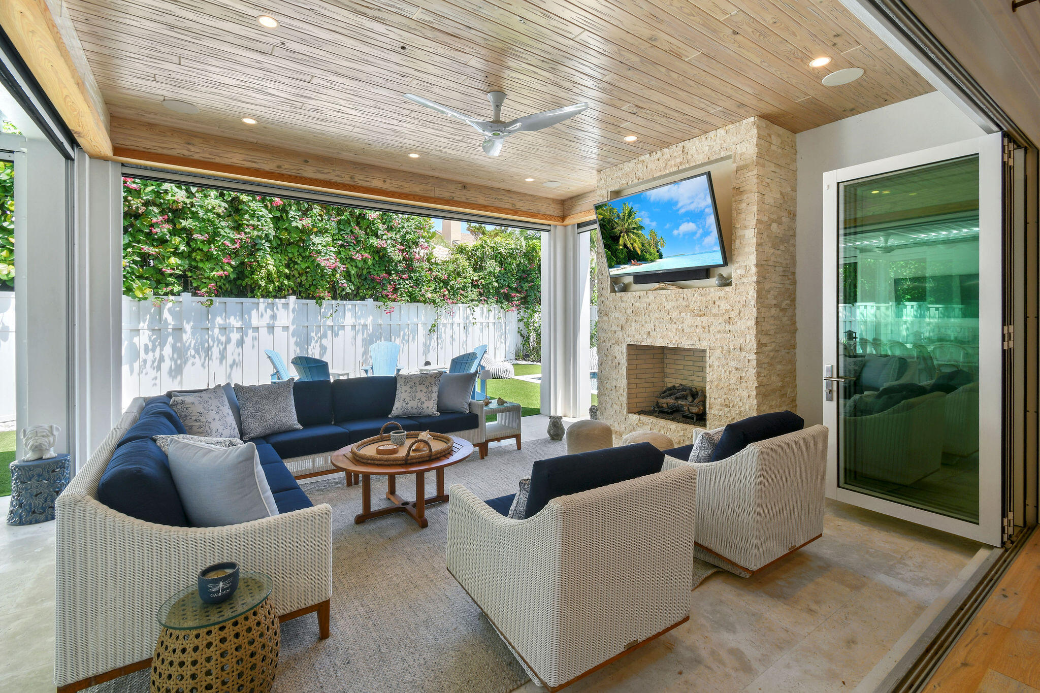 59 Colony Jupiter Inlet Colony, FL 33469