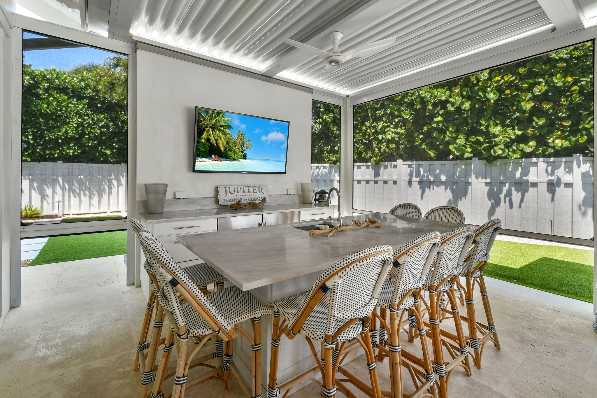 59 Colony Jupiter Inlet Colony, FL 33469